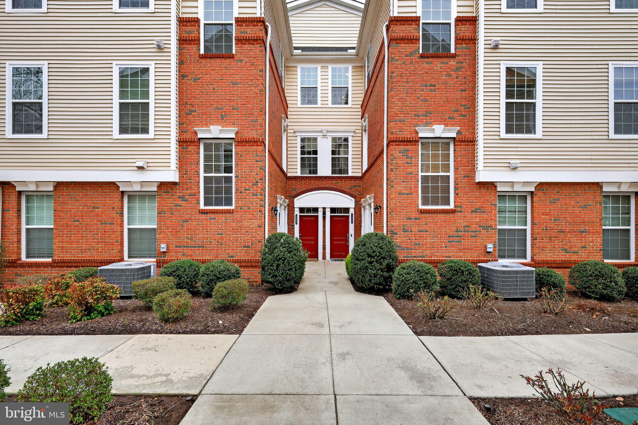 RIDGES AT LOUDOUN VALLEY - Residential