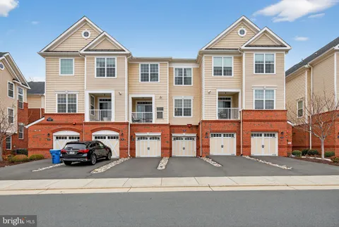 23255 Milltown Knoll Square Unit 104, Ashburn, VA 20148 - MLS#: VALO2119432