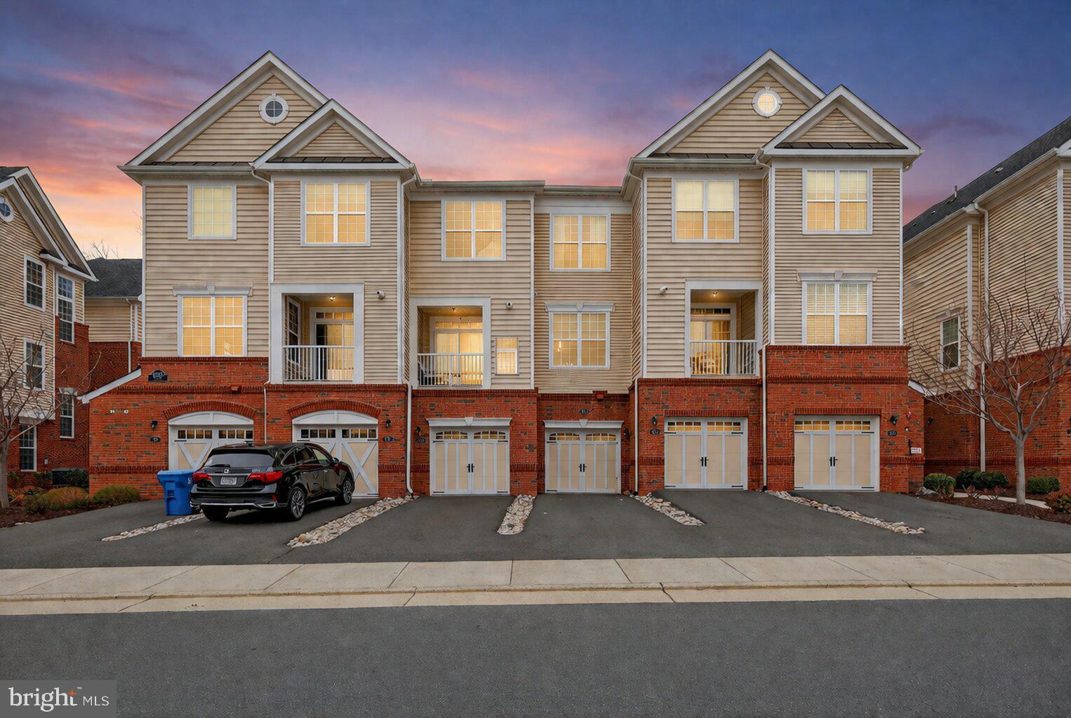 RIDGES AT LOUDOUN VALLEY - Residential