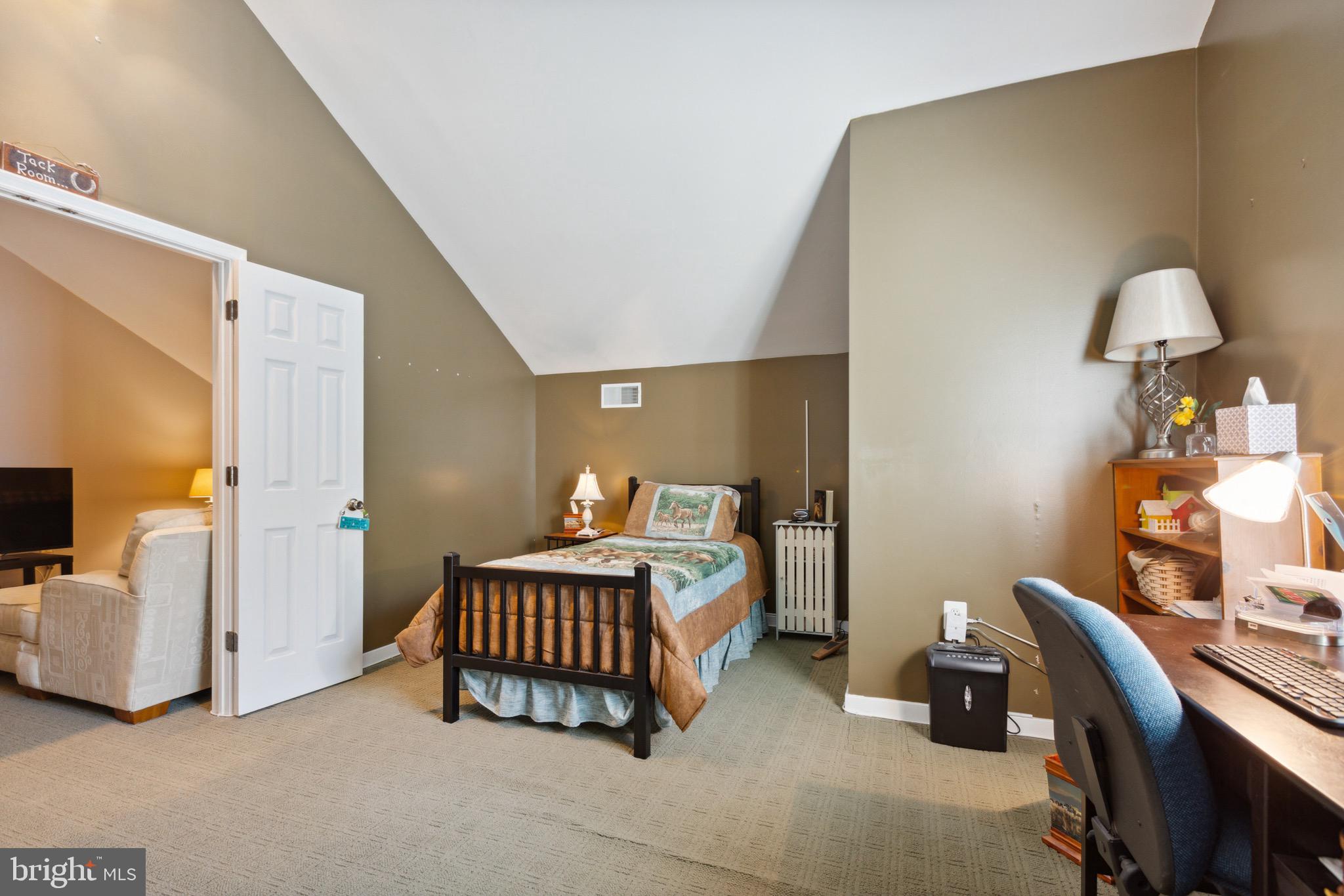 PARRS RIDGE - Residential