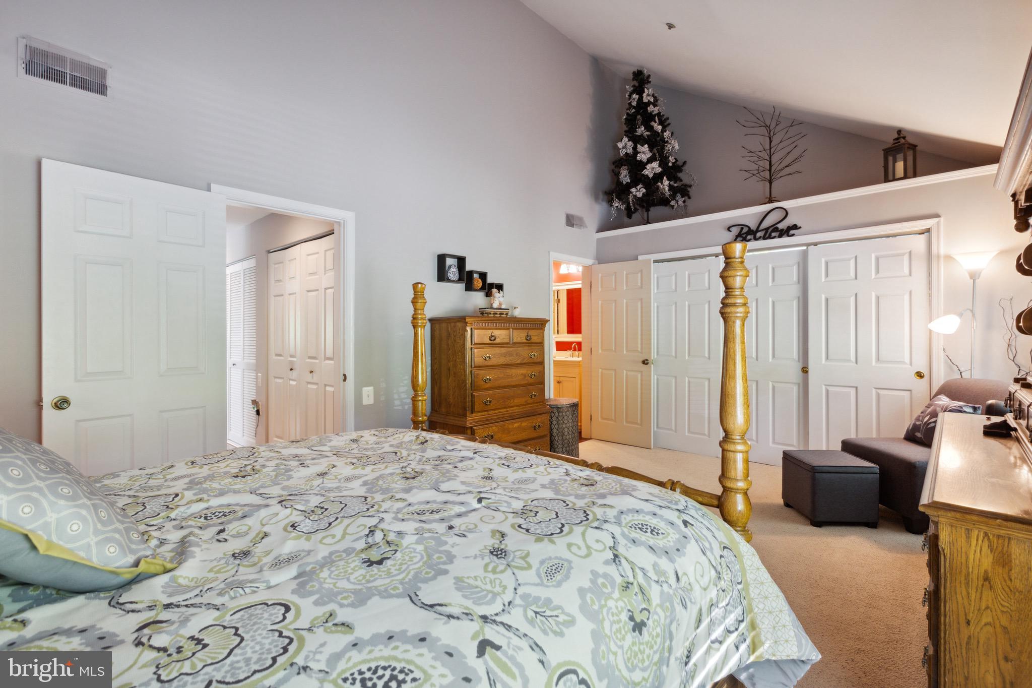 PARRS RIDGE - Residential