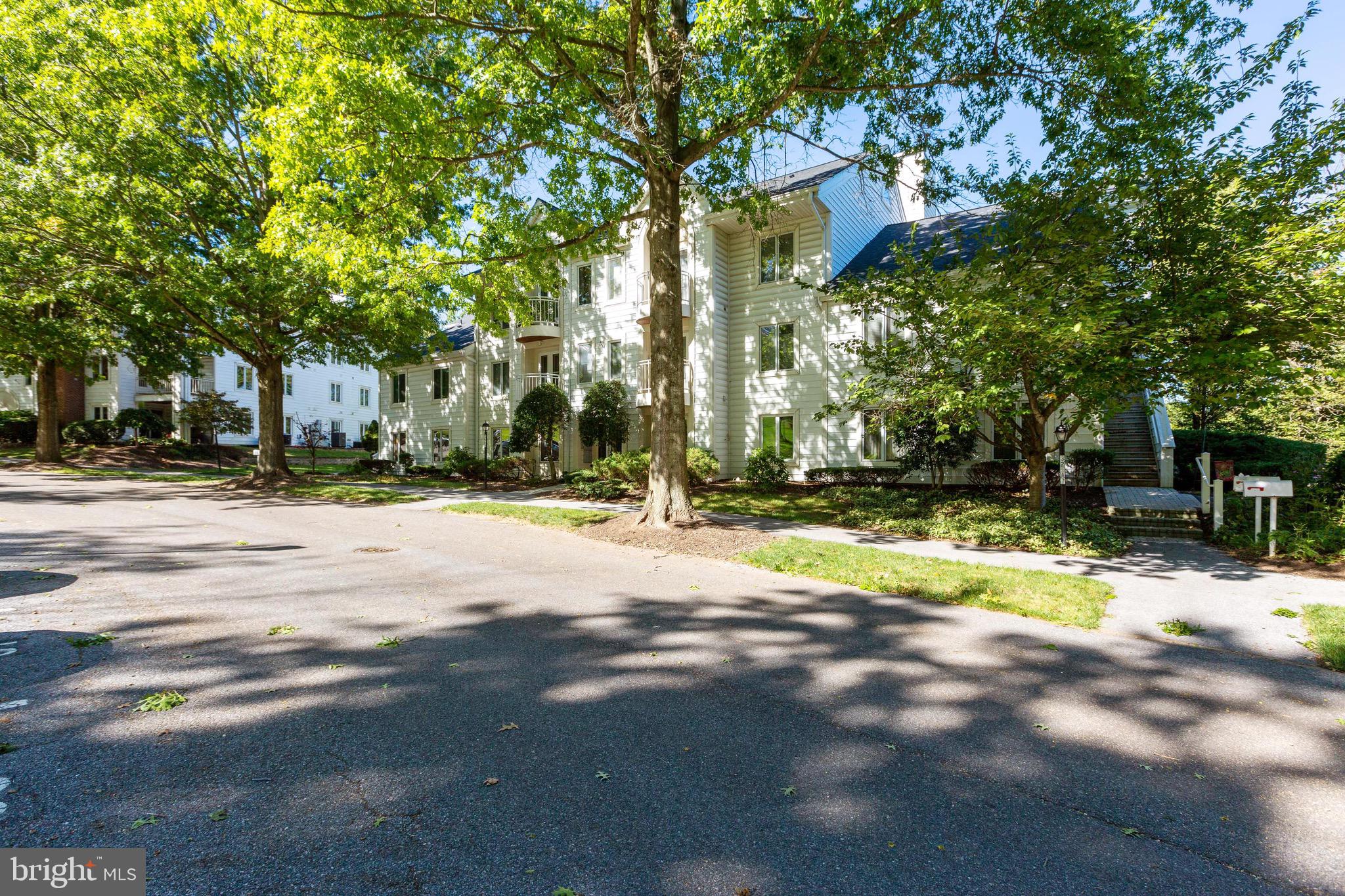 PARRS RIDGE - Residential