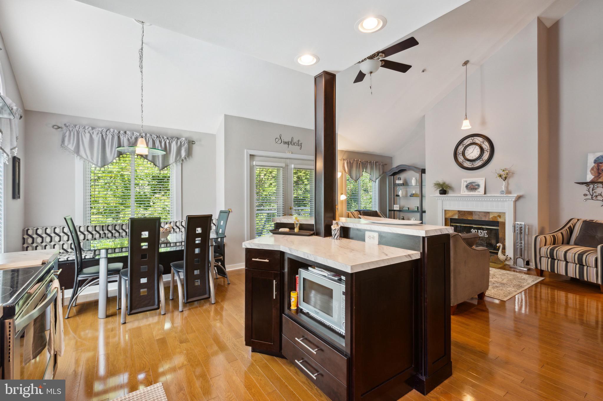 PARRS RIDGE - Residential