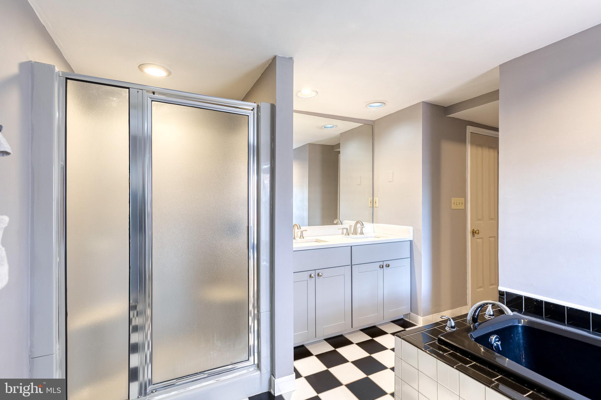 FEDERAL HILL HISTORIC DISTRICT - Residential Lease