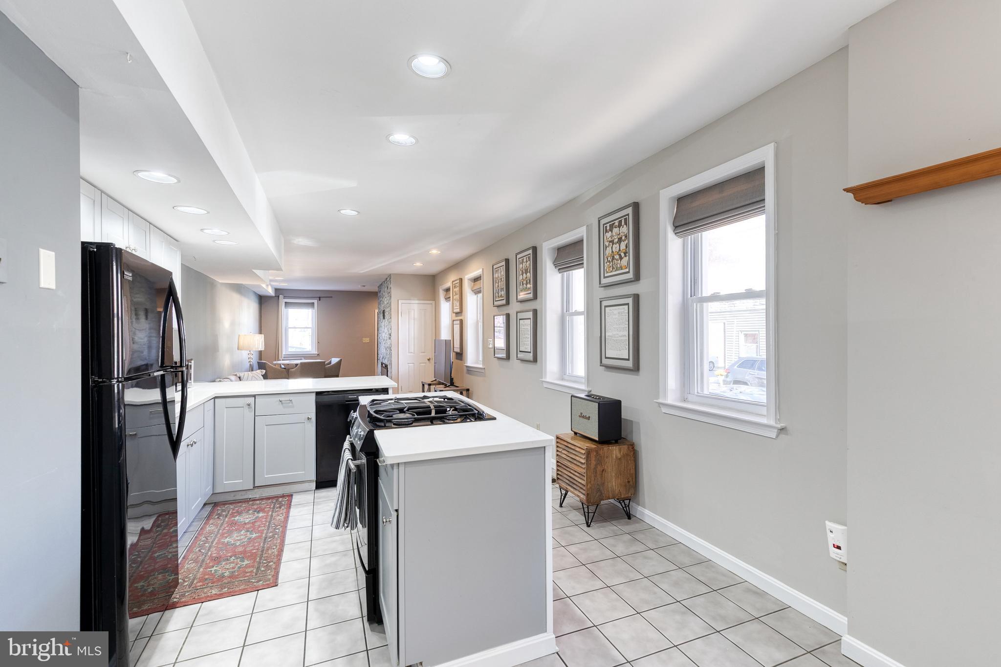 FEDERAL HILL HISTORIC DISTRICT - Residential Lease