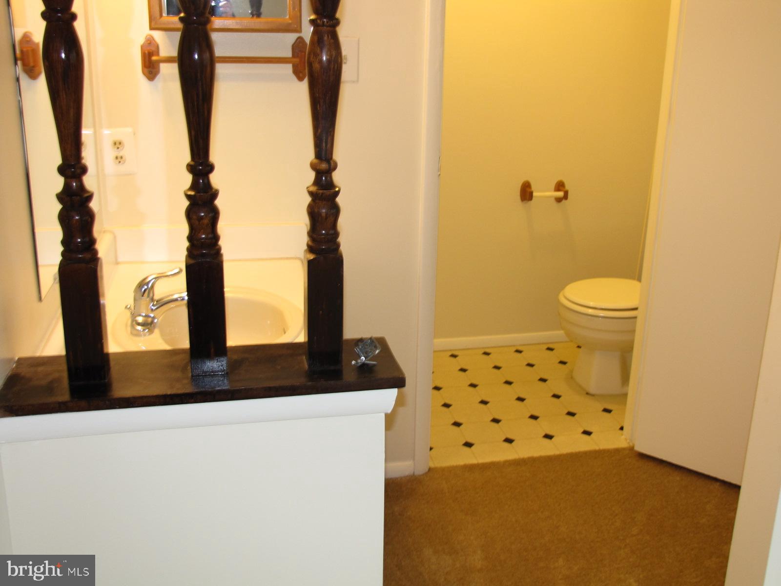 LITTLE ROCKY RUN - Residential Lease