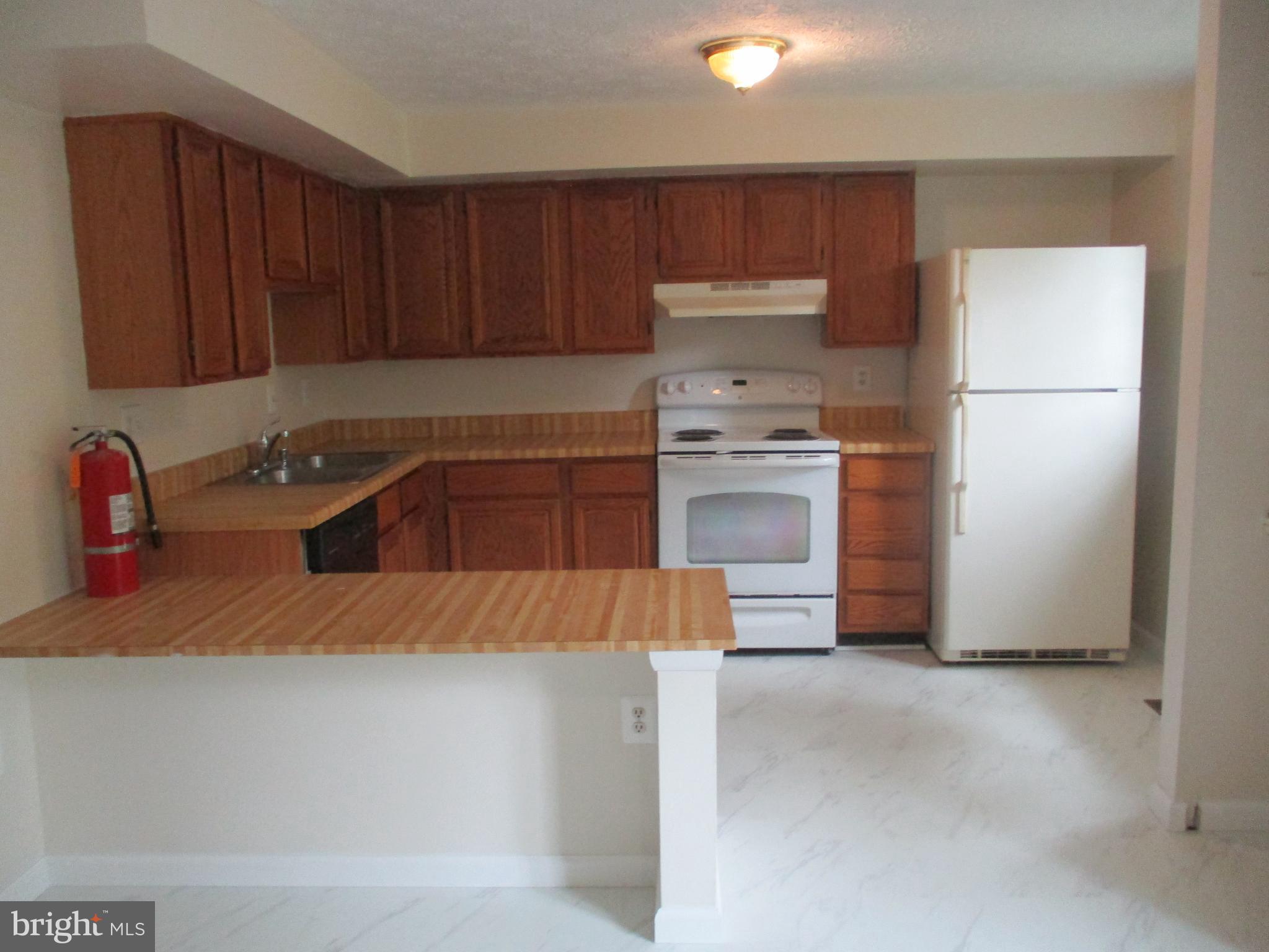 LITTLE ROCKY RUN - Residential Lease