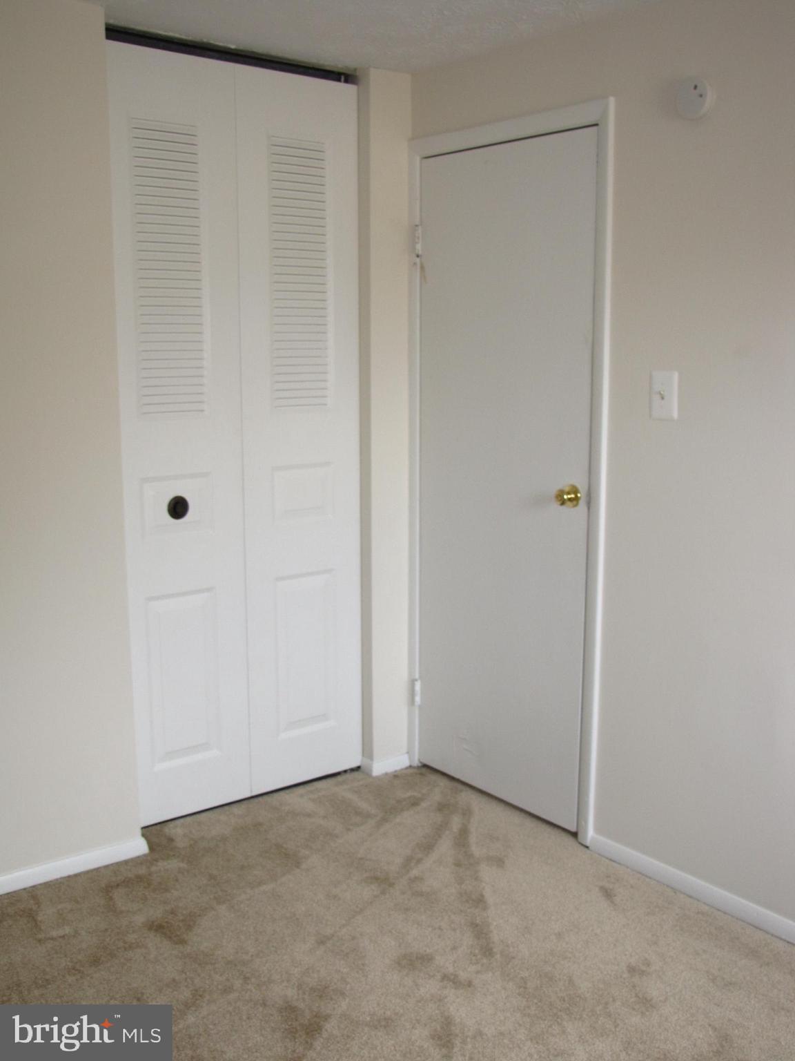 LITTLE ROCKY RUN - Residential Lease