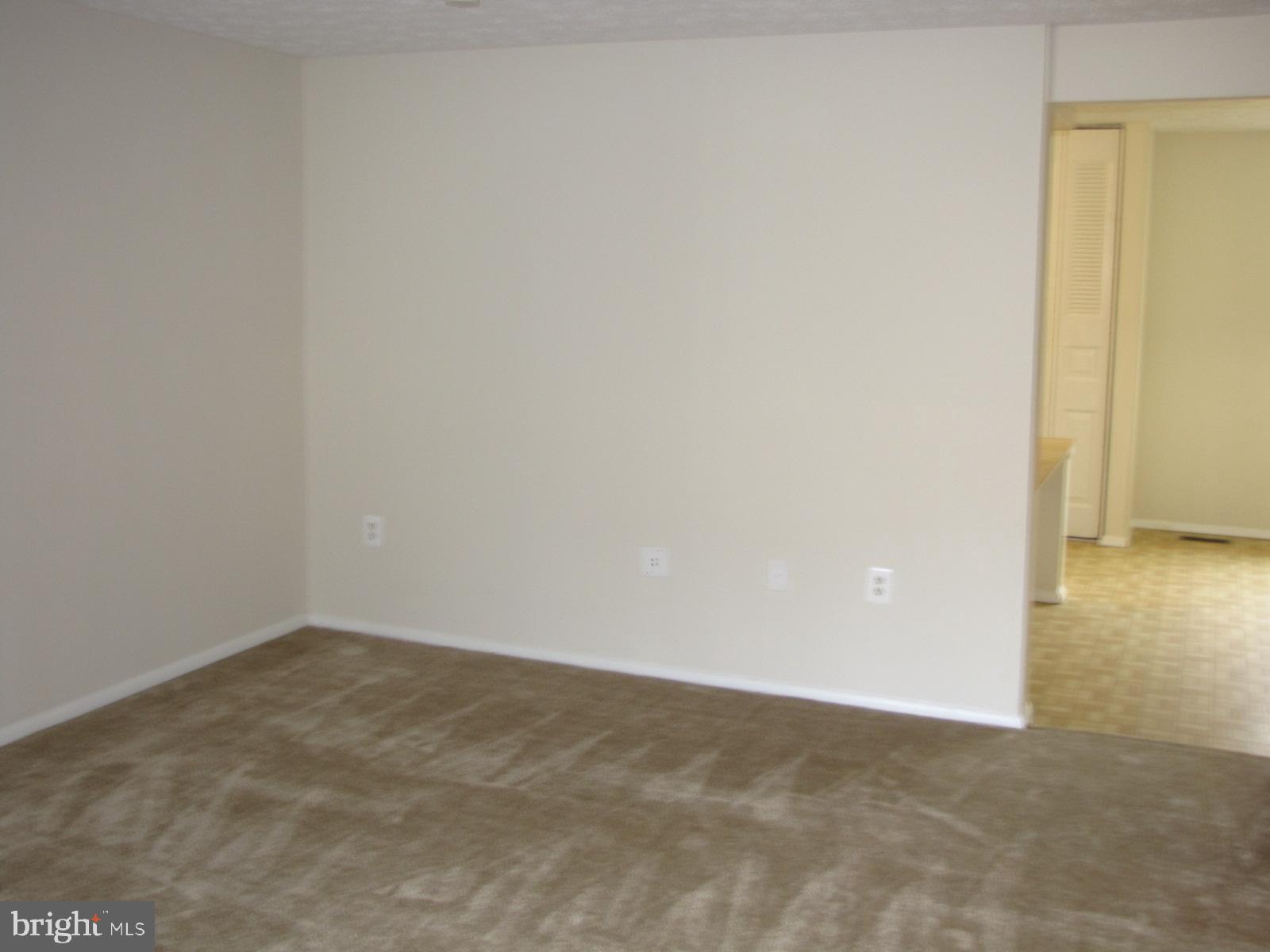 LITTLE ROCKY RUN - Residential Lease