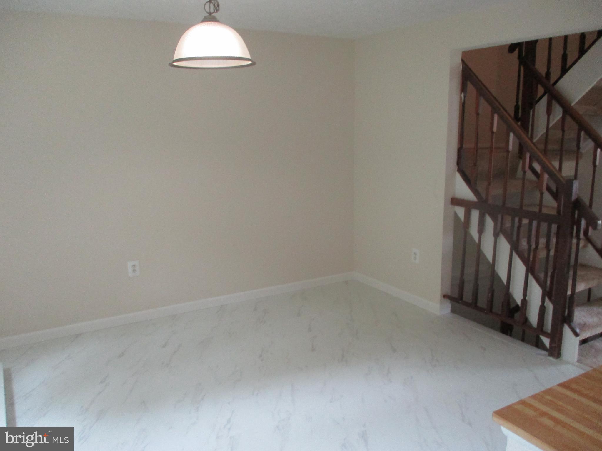 LITTLE ROCKY RUN - Residential Lease