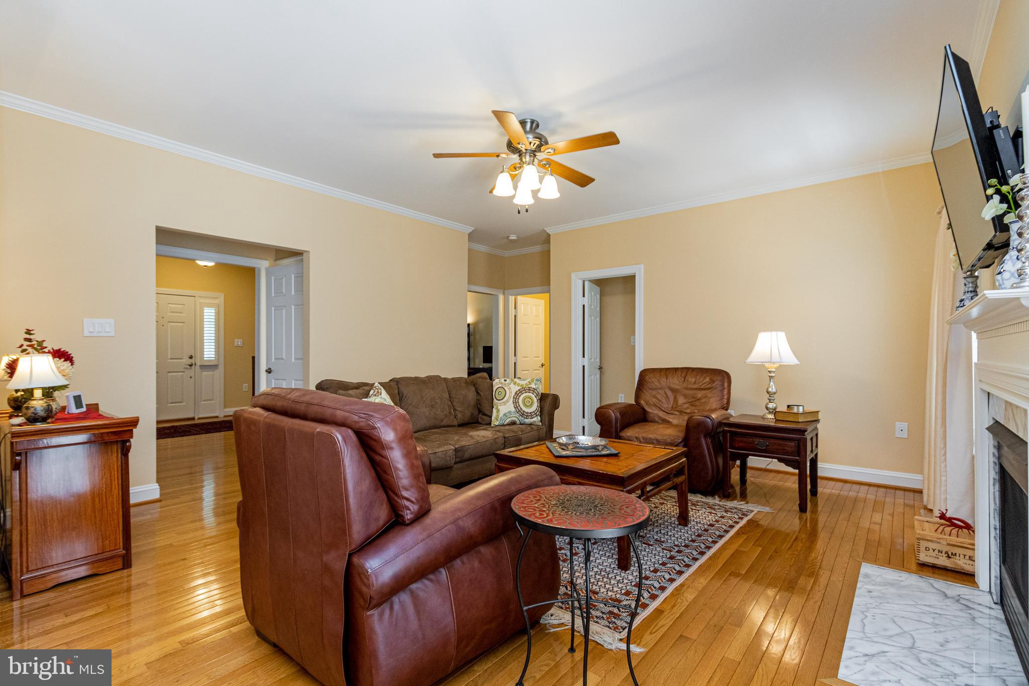 ASHBURN VILLAGE - Residential