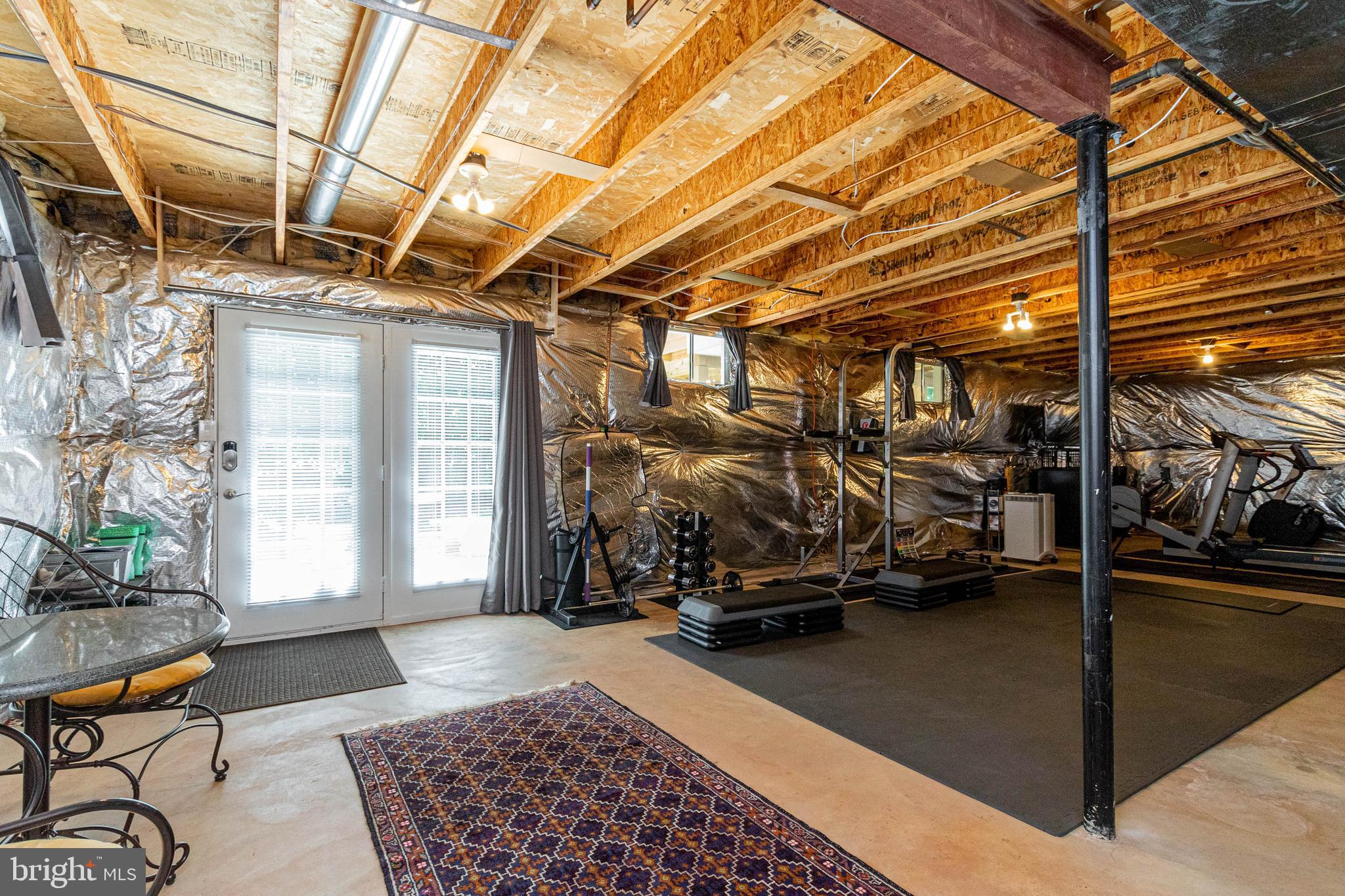 ASHBURN VILLAGE - Residential