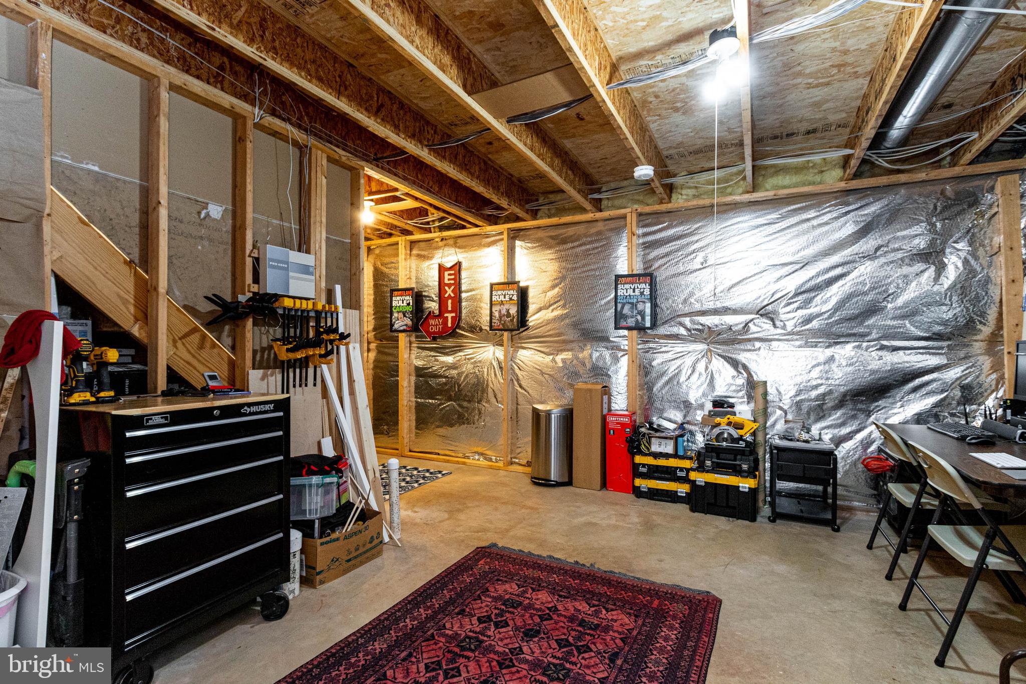 ASHBURN VILLAGE - Residential