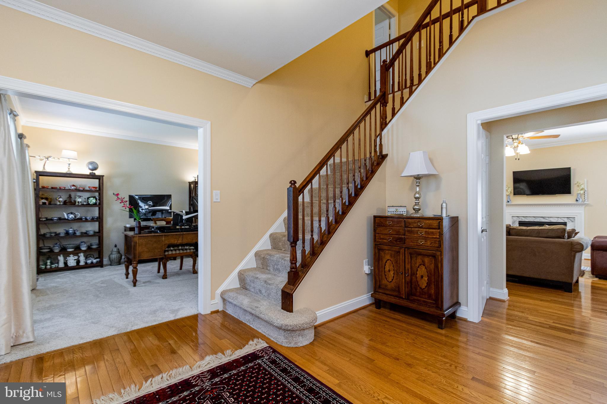 ASHBURN VILLAGE - Residential