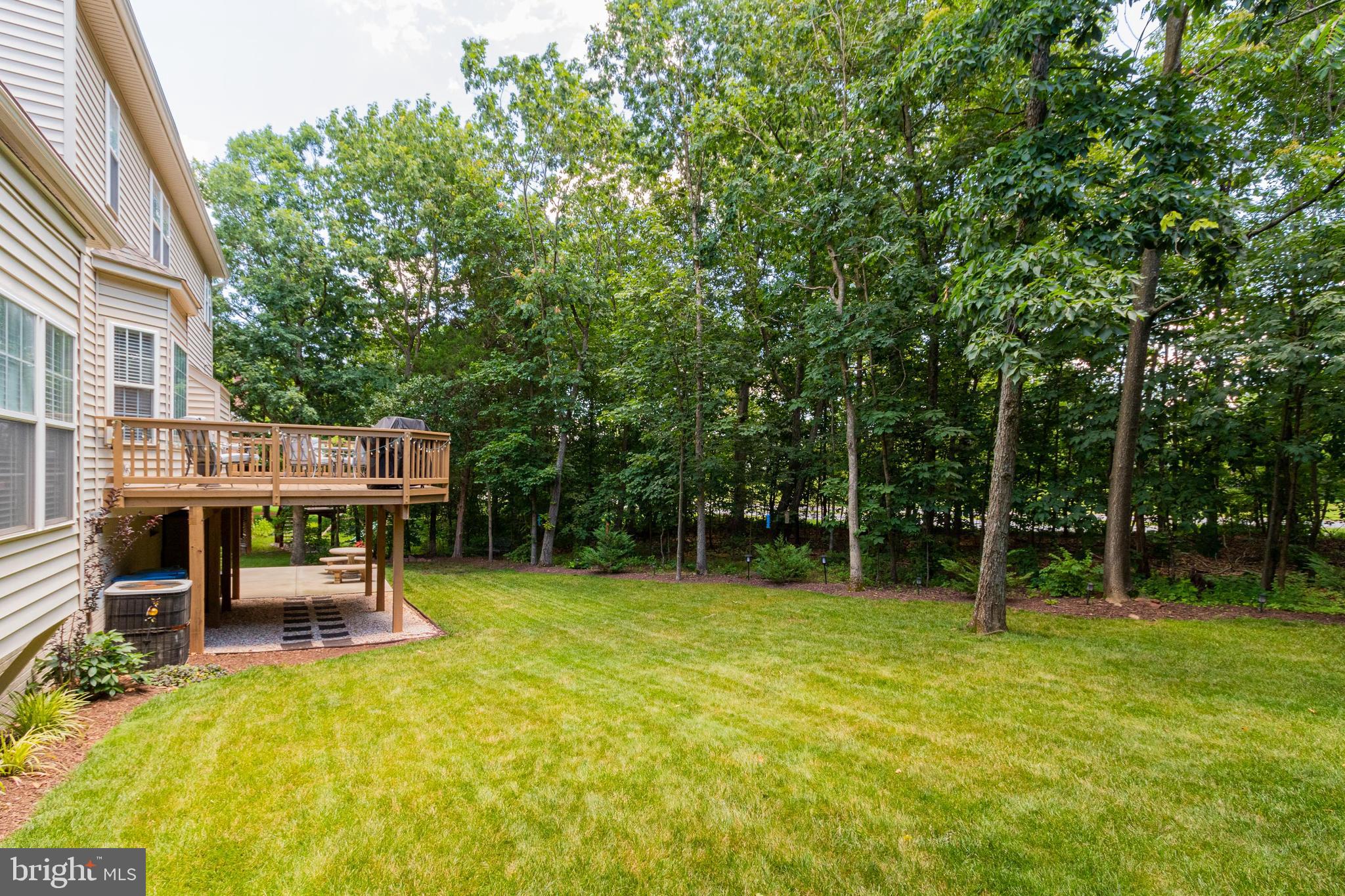 ASHBURN VILLAGE - Residential