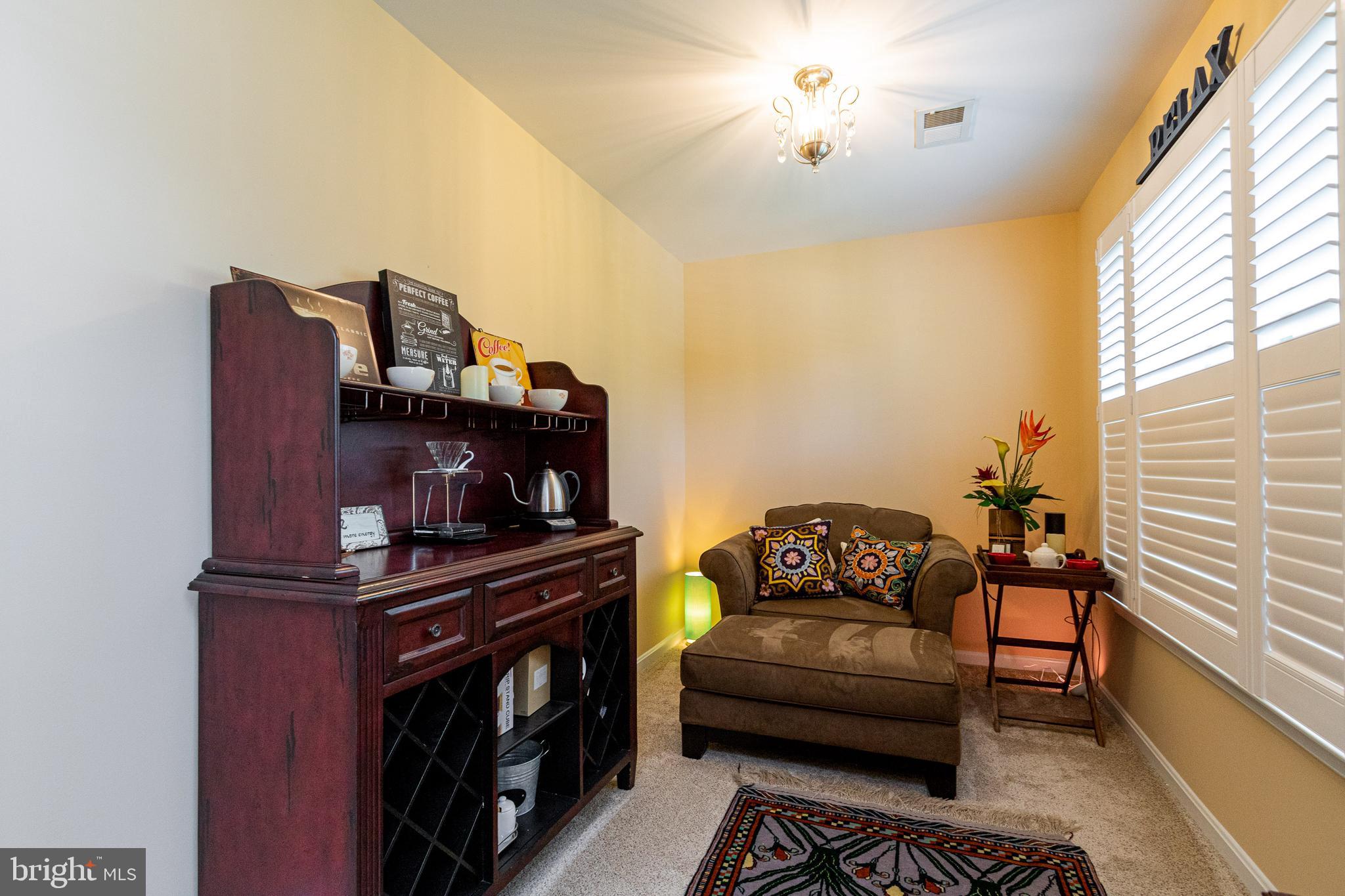 ASHBURN VILLAGE - Residential