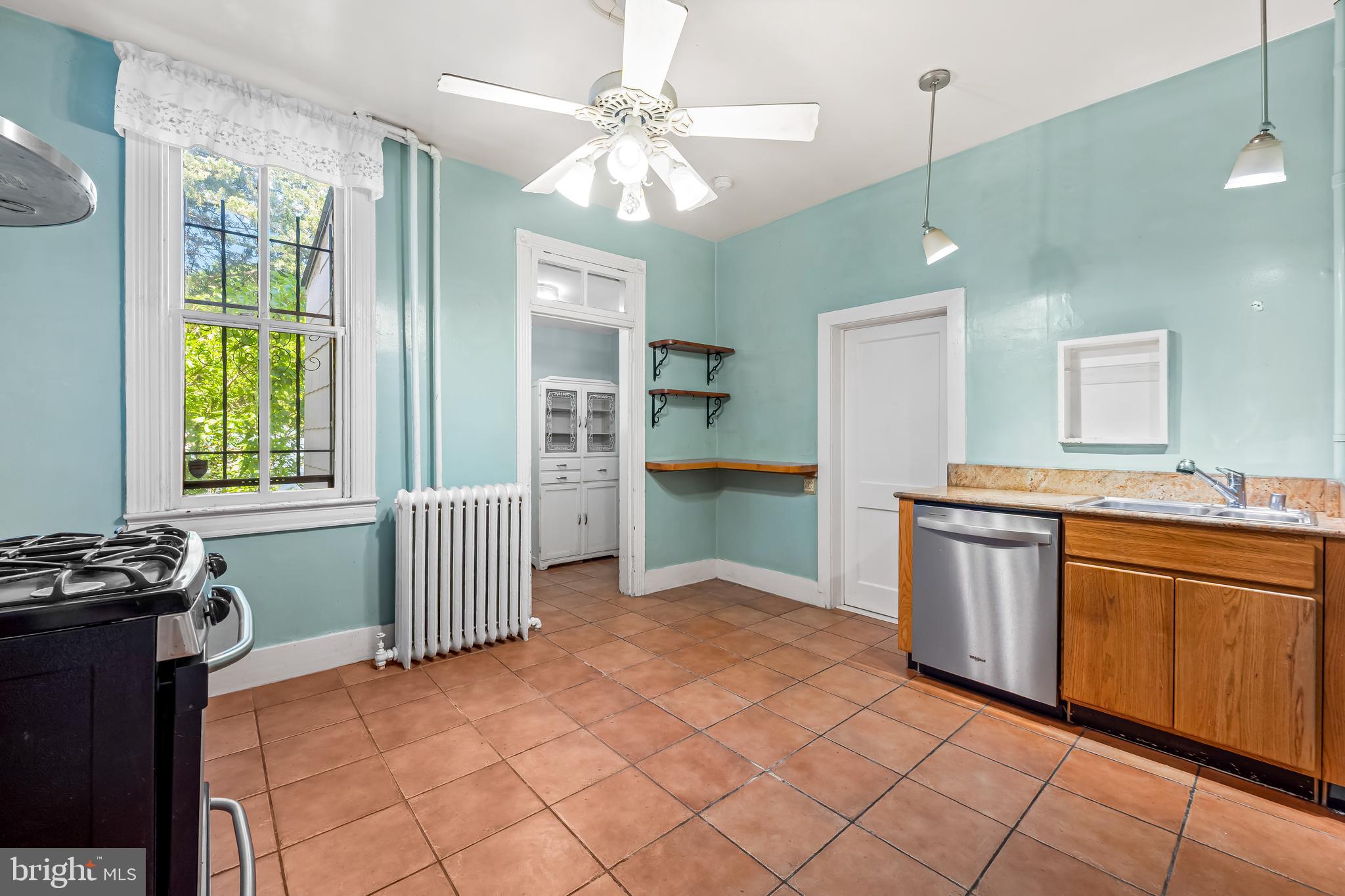 WAVERLY - Residential