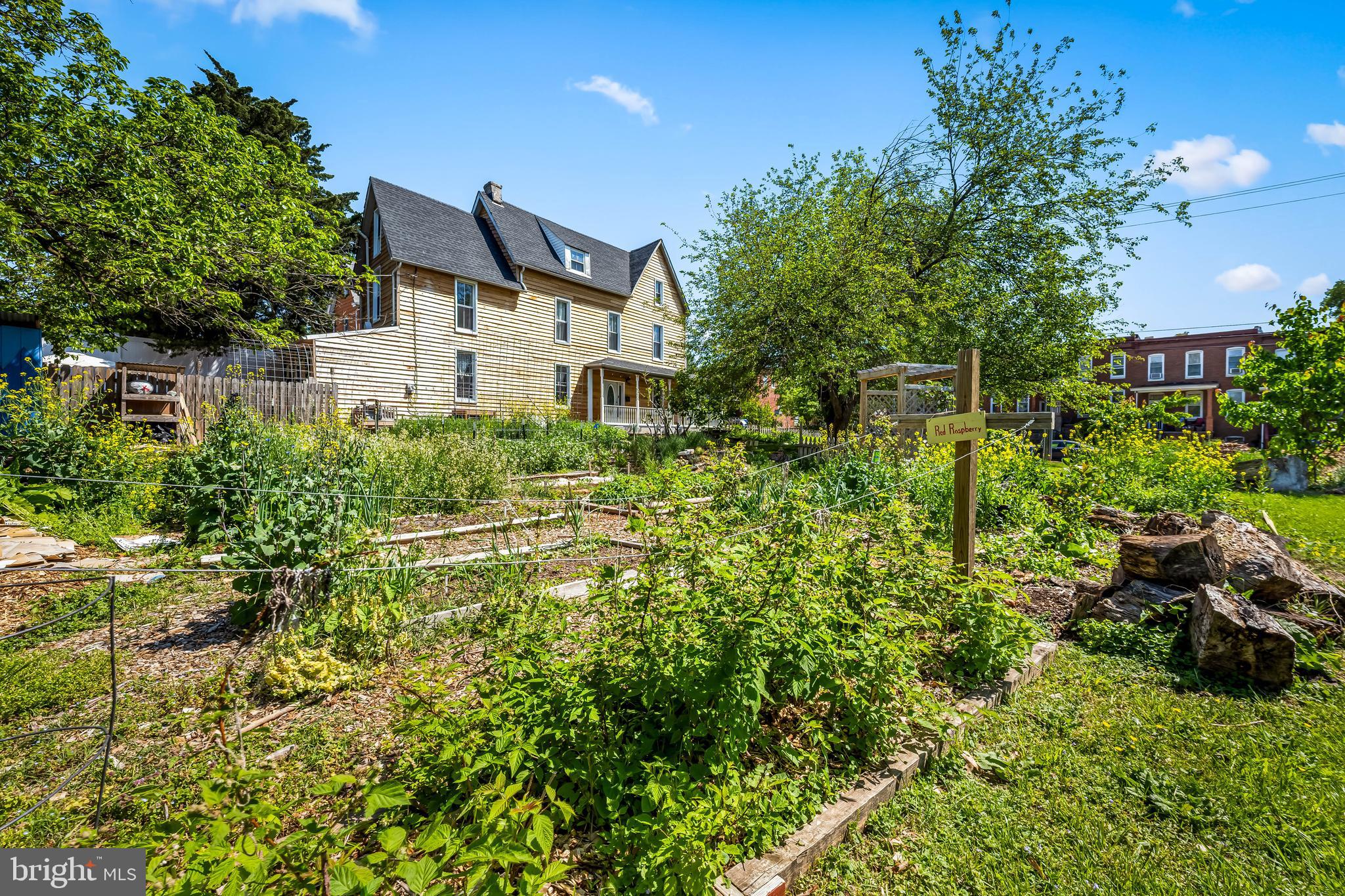 WAVERLY - Residential