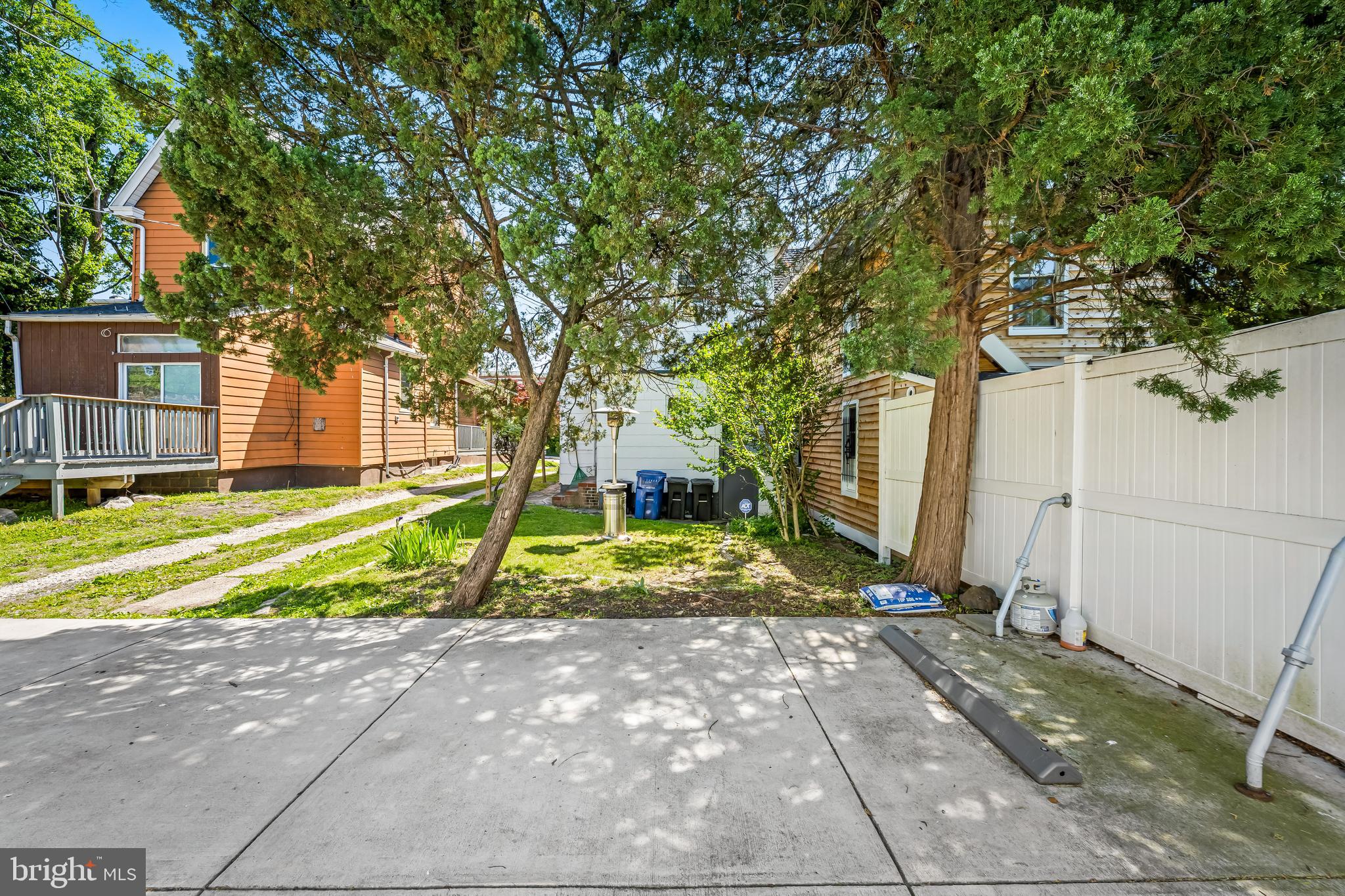 WAVERLY - Residential