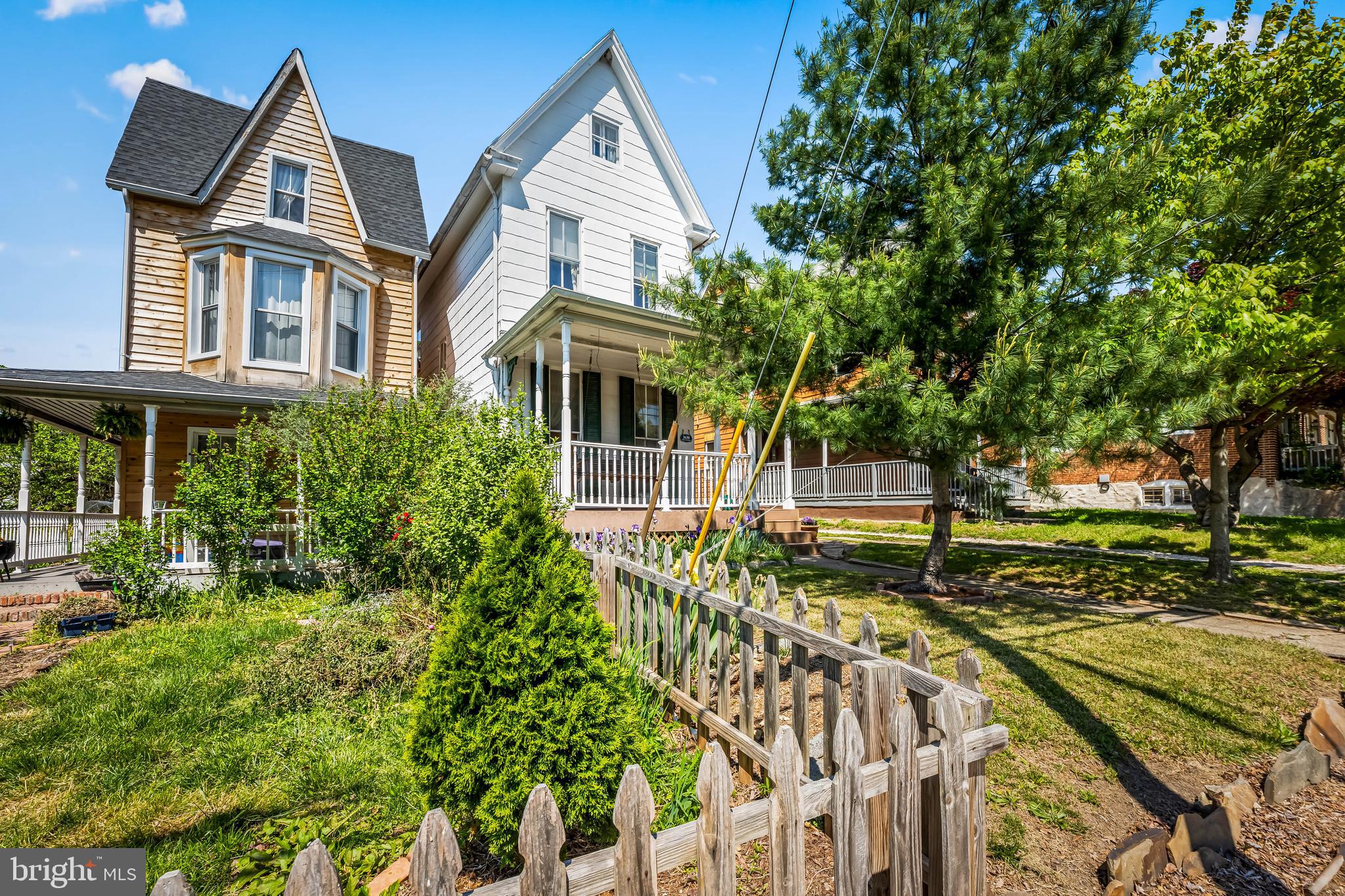 WAVERLY - Residential