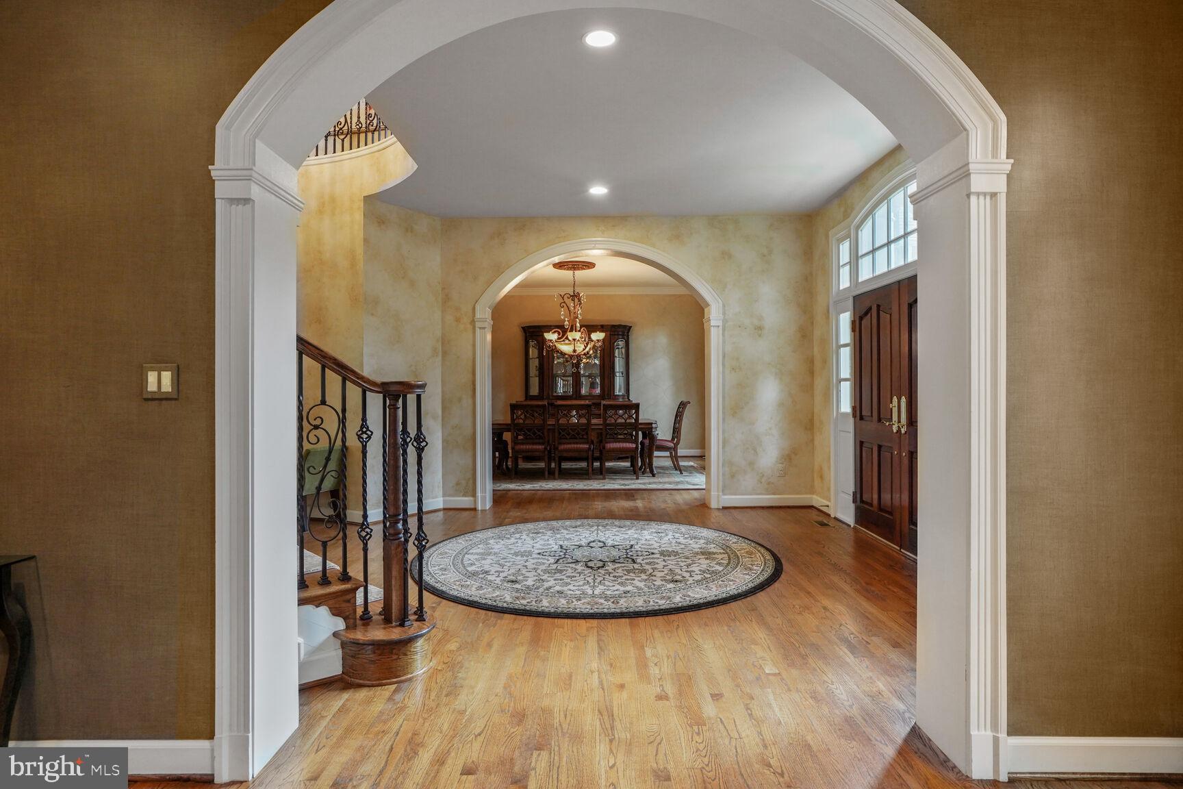 GREAT FALLS VILLAGE CENTRE - Residential