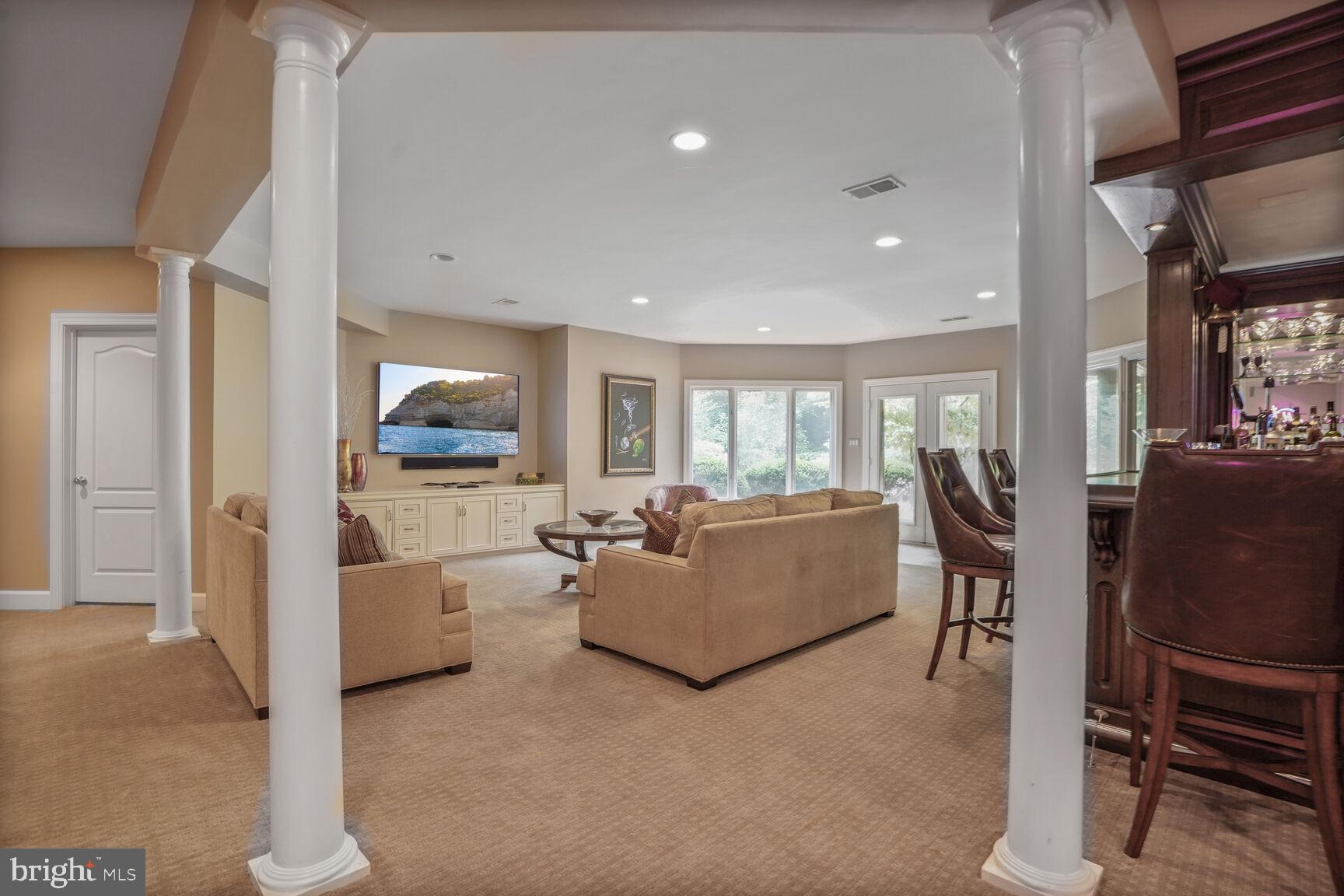 GREAT FALLS VILLAGE CENTRE - Residential