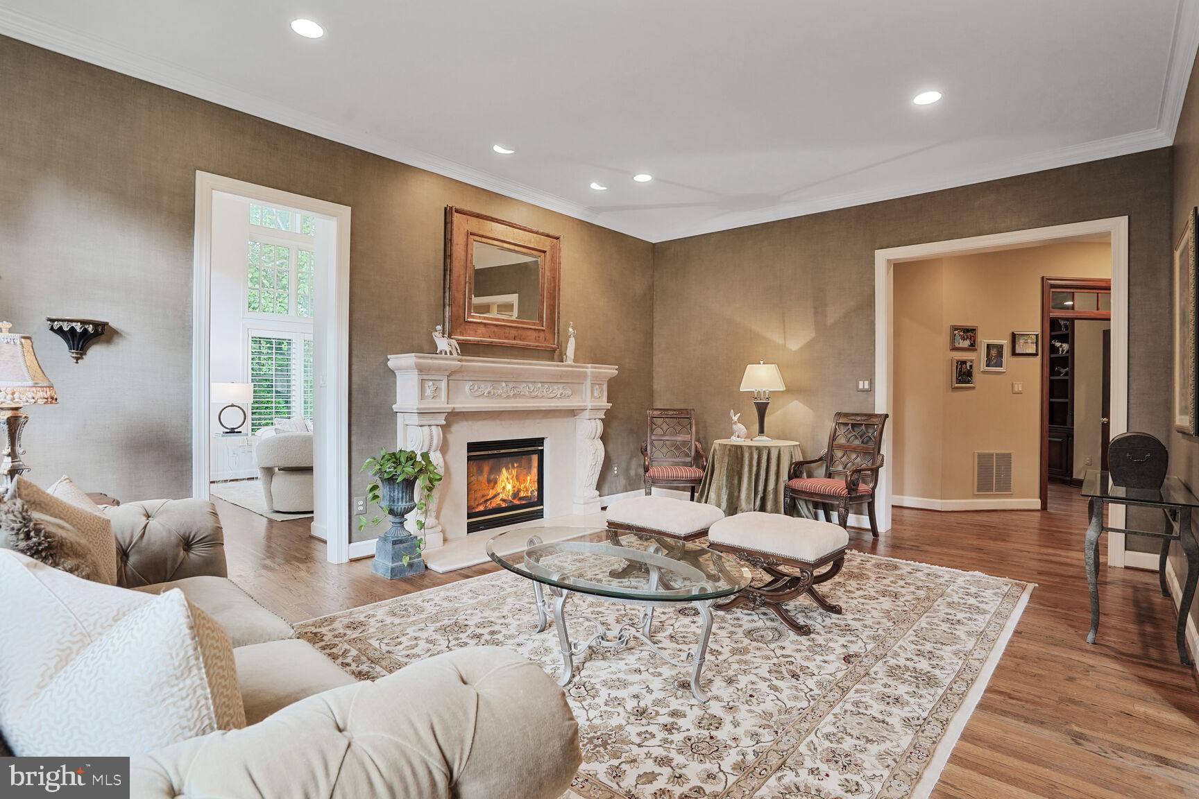 GREAT FALLS VILLAGE CENTRE - Residential