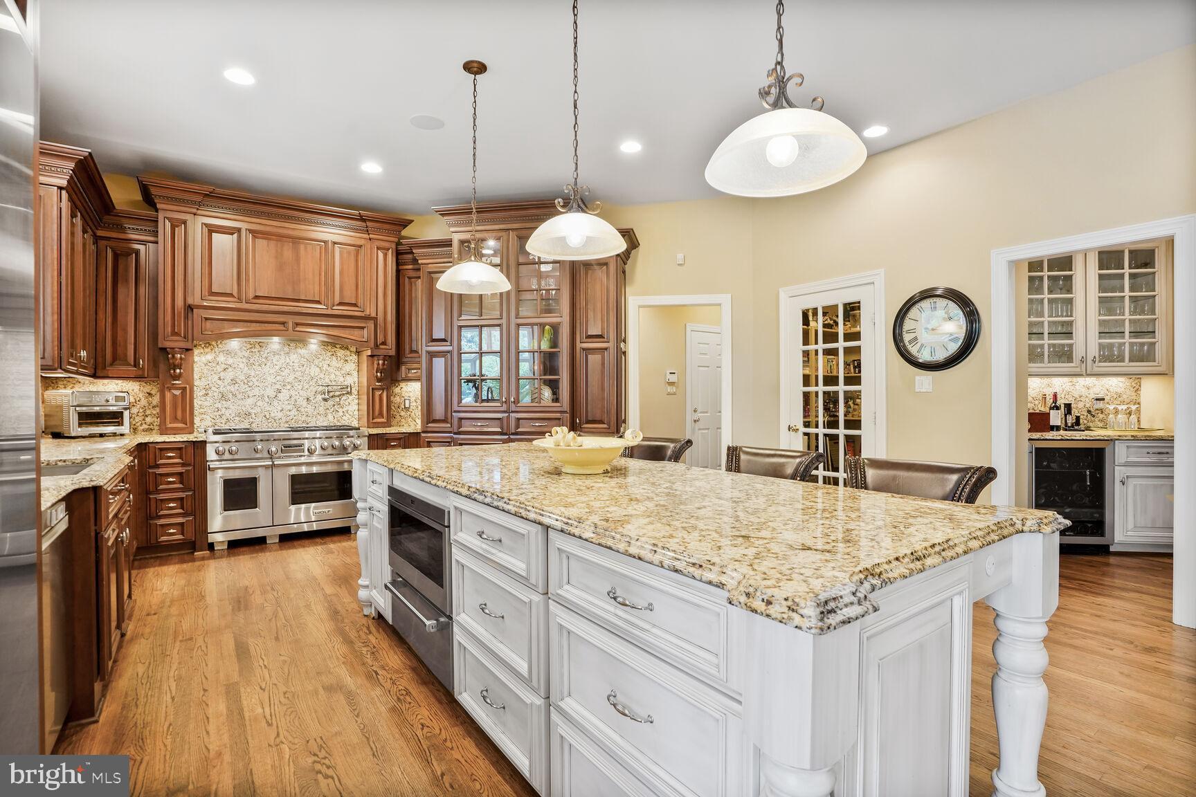 GREAT FALLS VILLAGE CENTRE - Residential