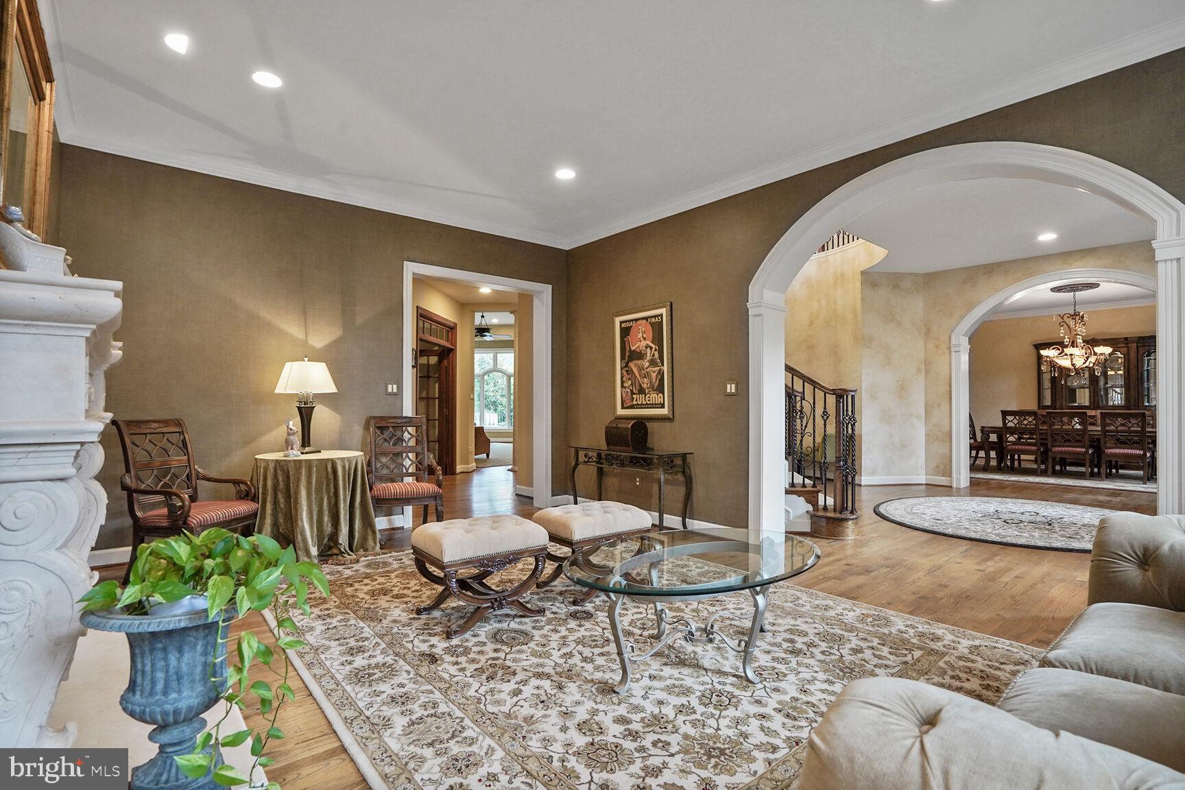 GREAT FALLS VILLAGE CENTRE - Residential