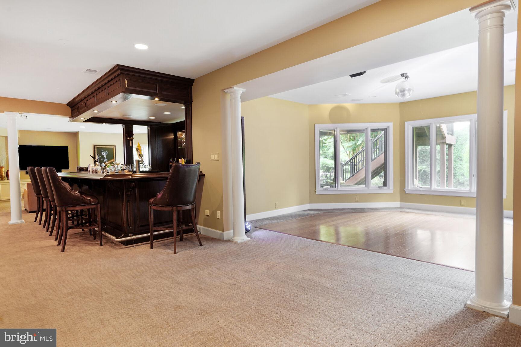 GREAT FALLS VILLAGE CENTRE - Residential