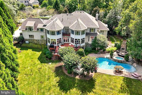 9864 WALKER GLEN COURT GREAT FALLS VA 22066