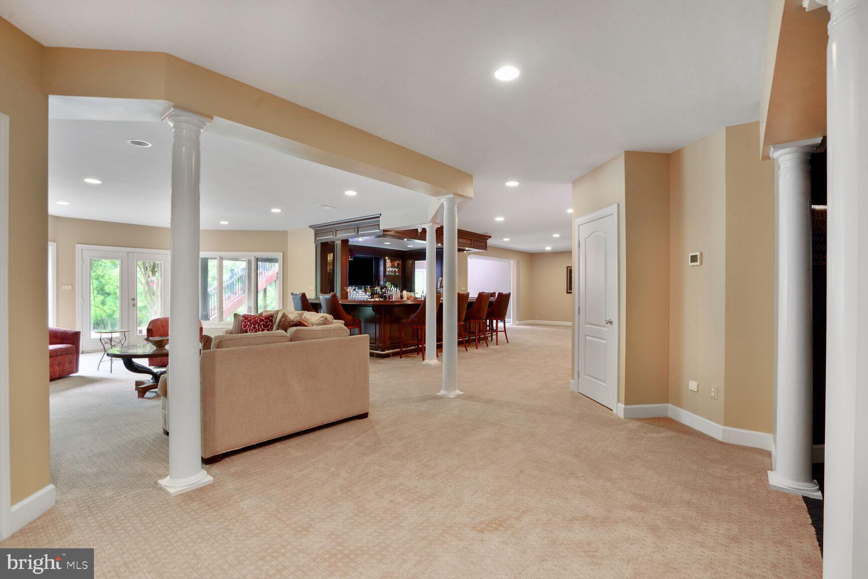 GREAT FALLS VILLAGE CENTRE - Residential