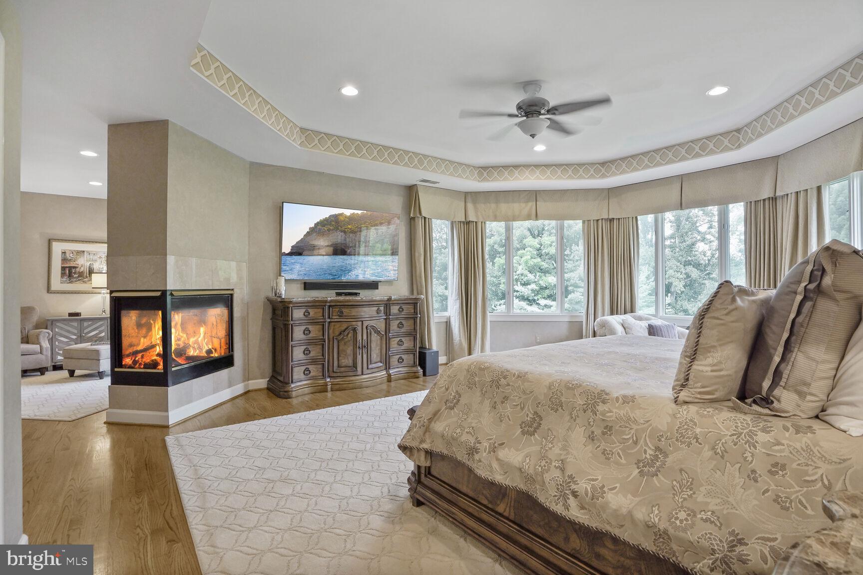 GREAT FALLS VILLAGE CENTRE - Residential