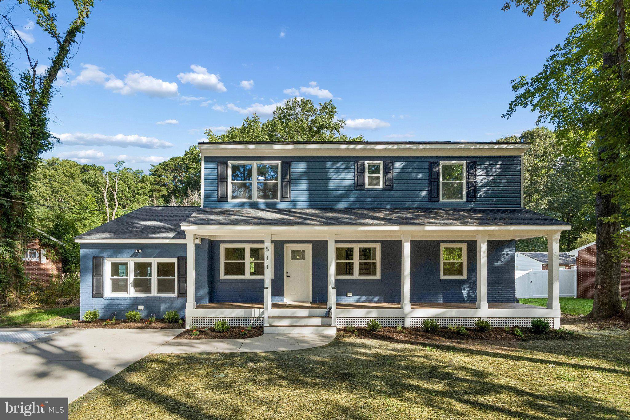 511 OLD LAKESIDE DRIVE
