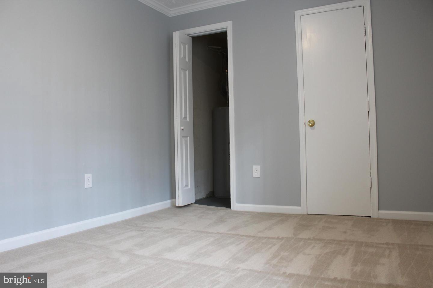 KETTERING BY THE PARK II - Residential Lease