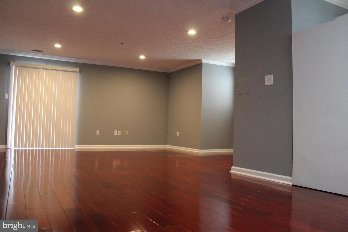 KETTERING BY THE PARK II - Residential Lease