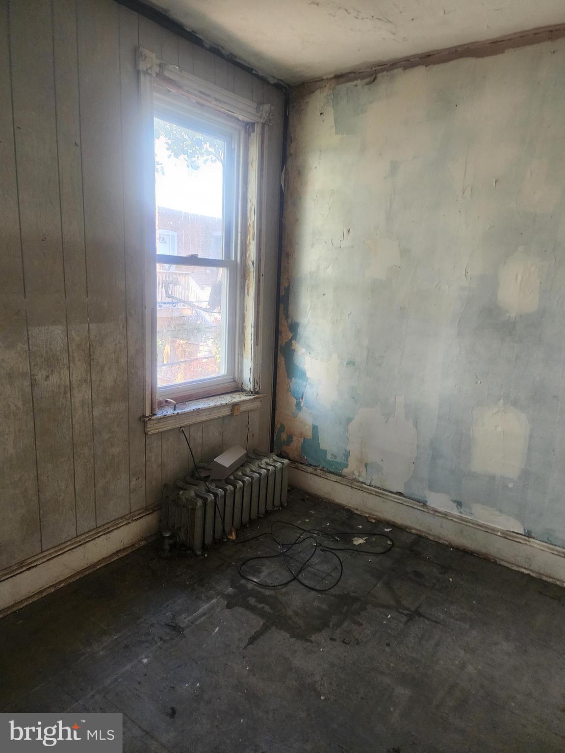 WEST PHILADELPHIA - Residential