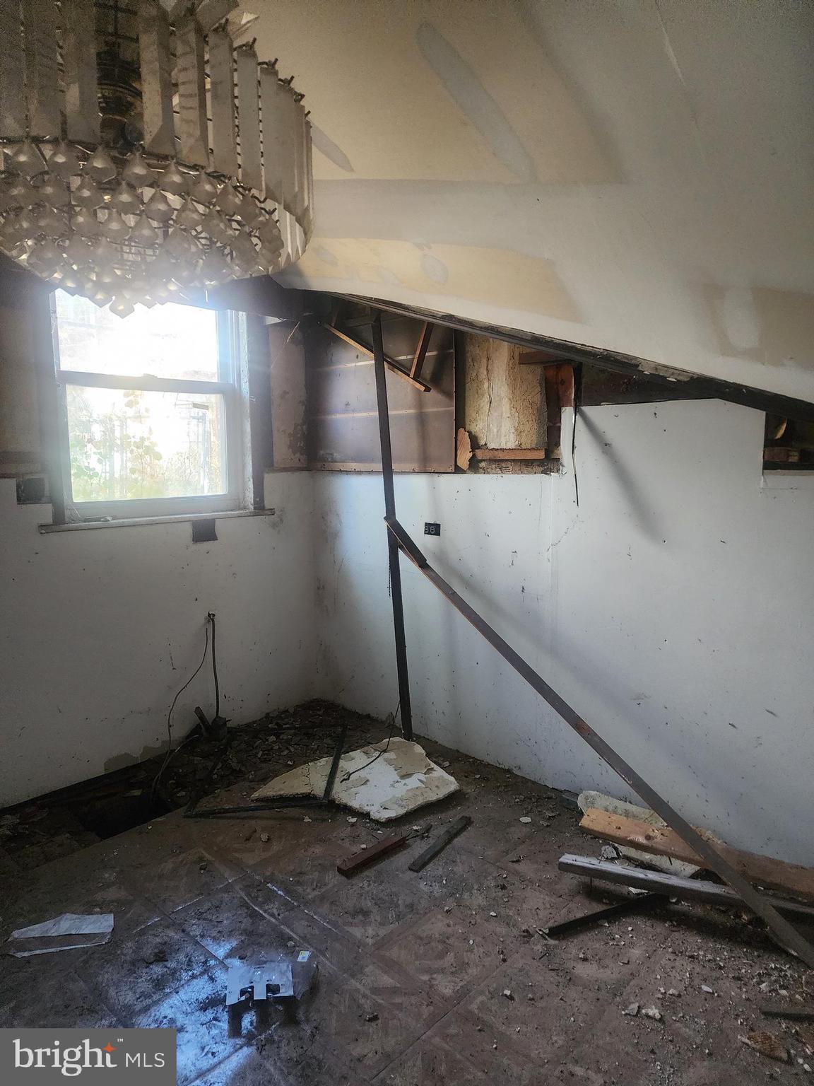 WEST PHILADELPHIA - Residential