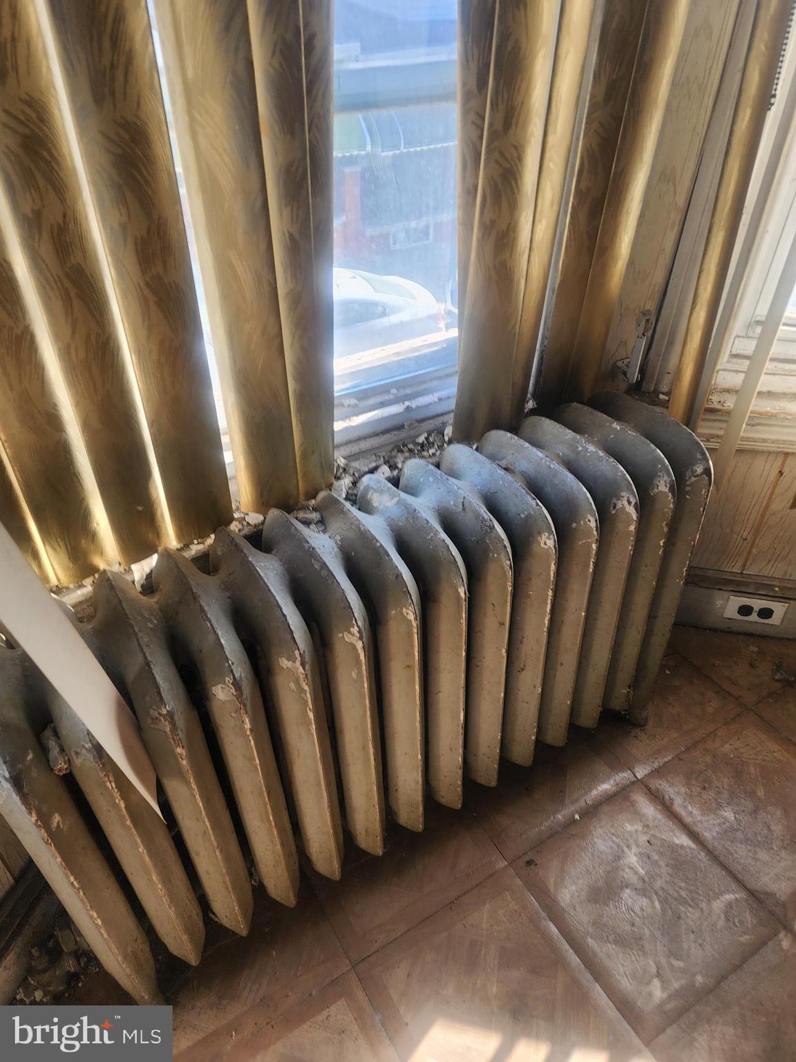 WEST PHILADELPHIA - Residential