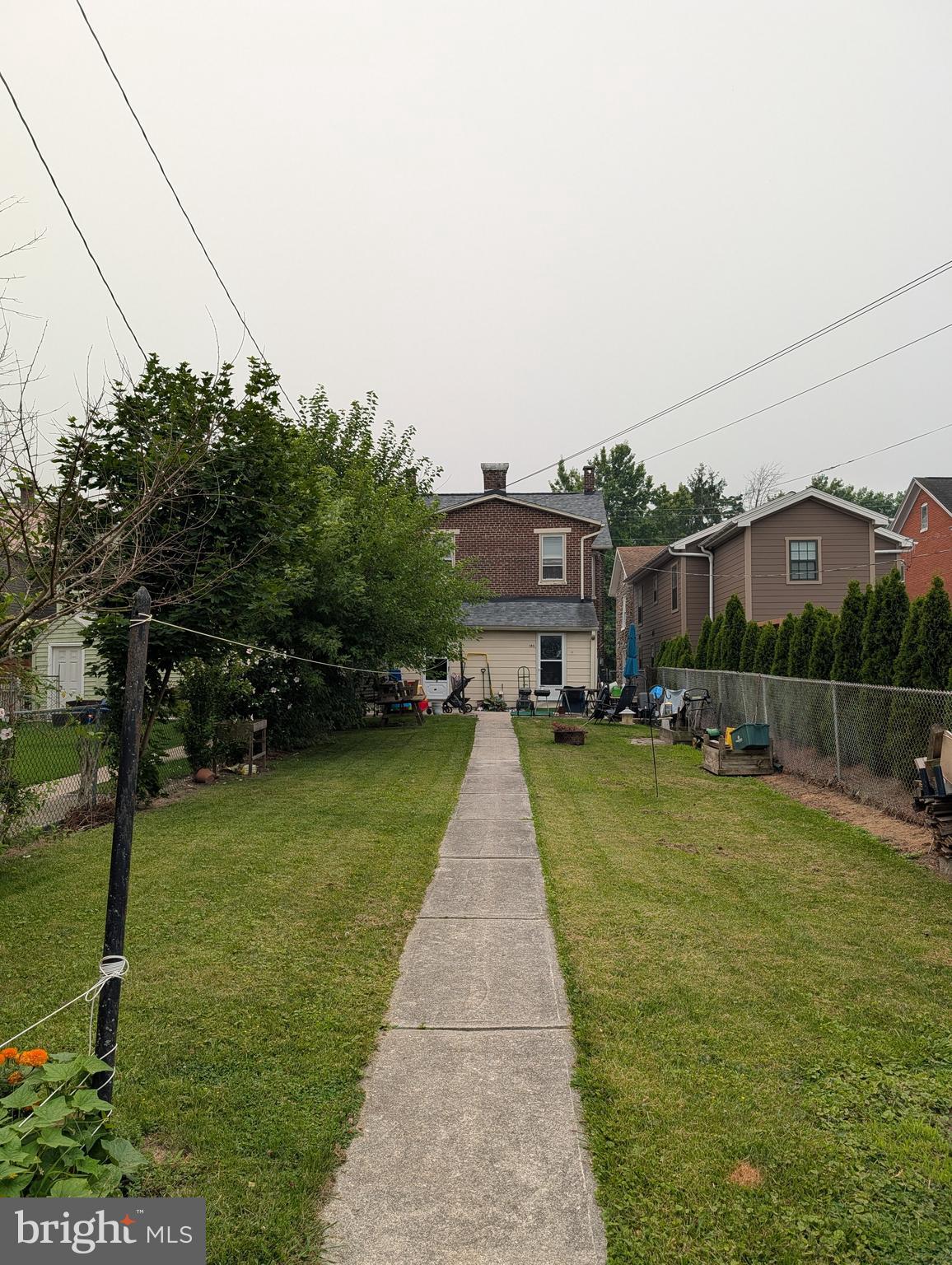 144 E MIDDLE STREET