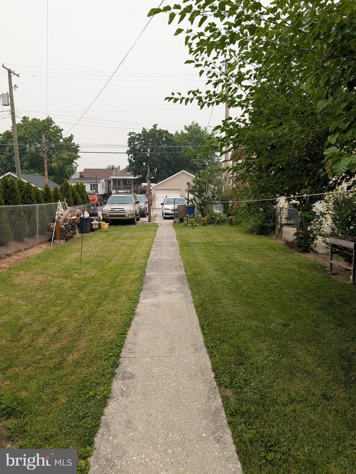 144 E MIDDLE STREET