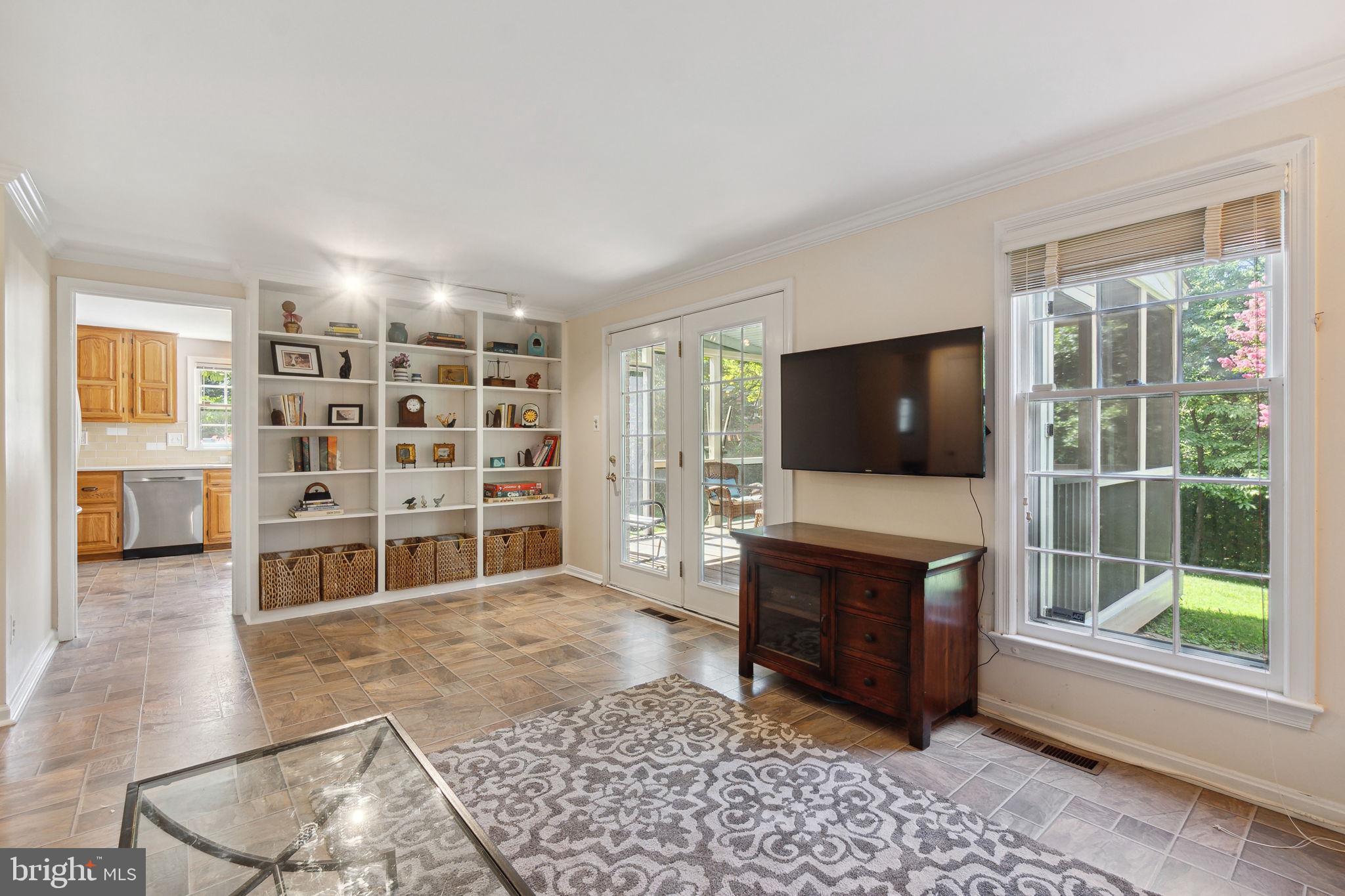 WHETSTONE - Residential