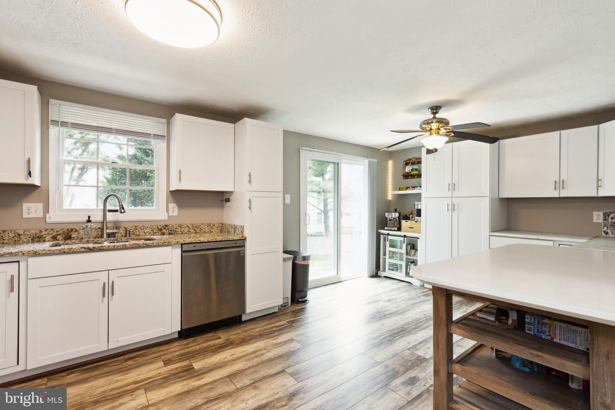 GLADE MANOR - Residential