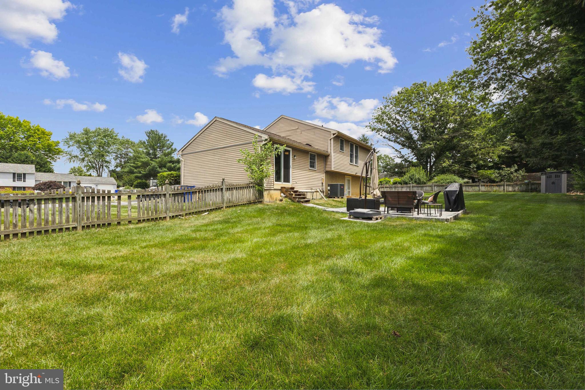 GLADE MANOR - Residential