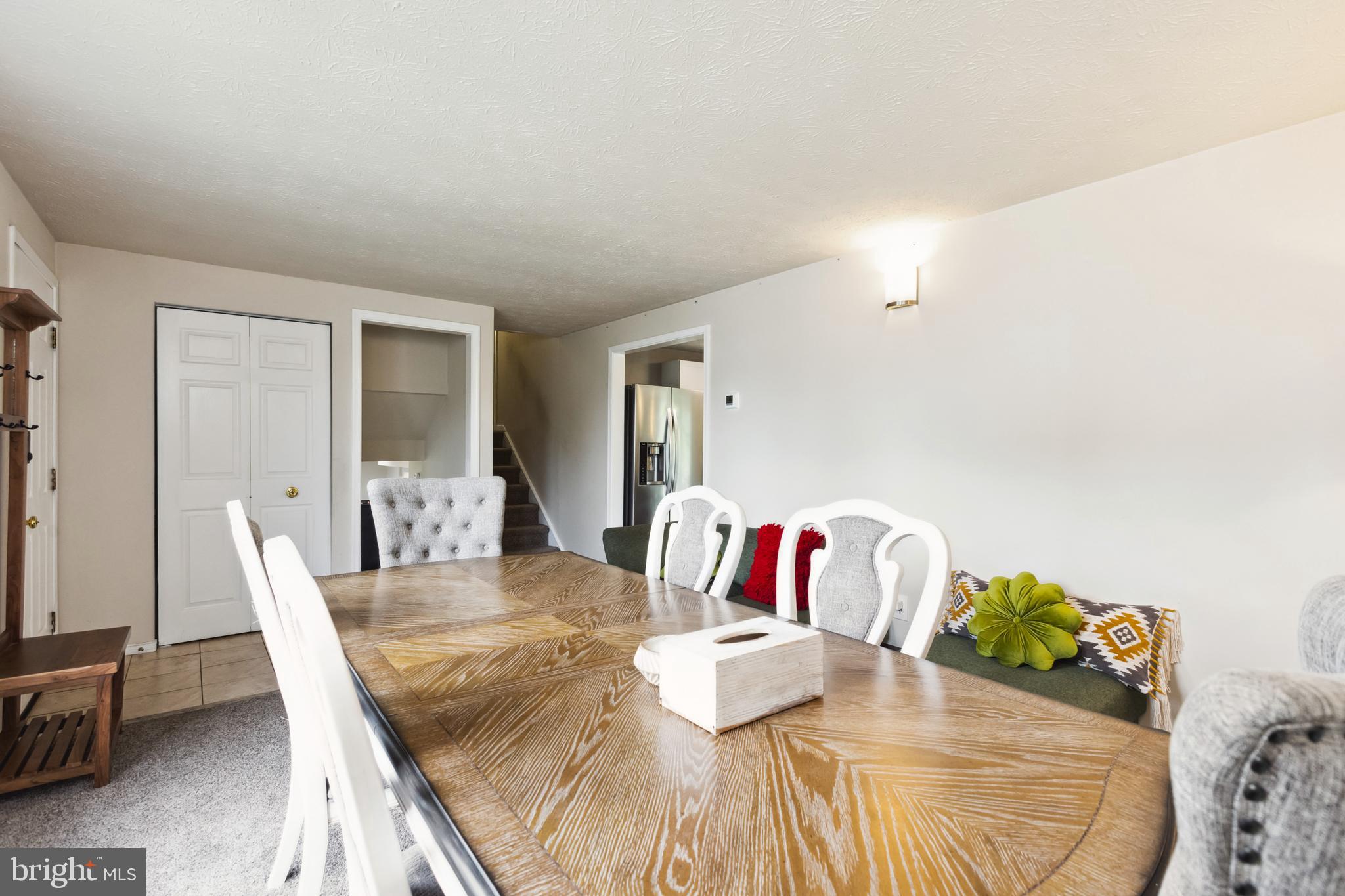 GLADE MANOR - Residential