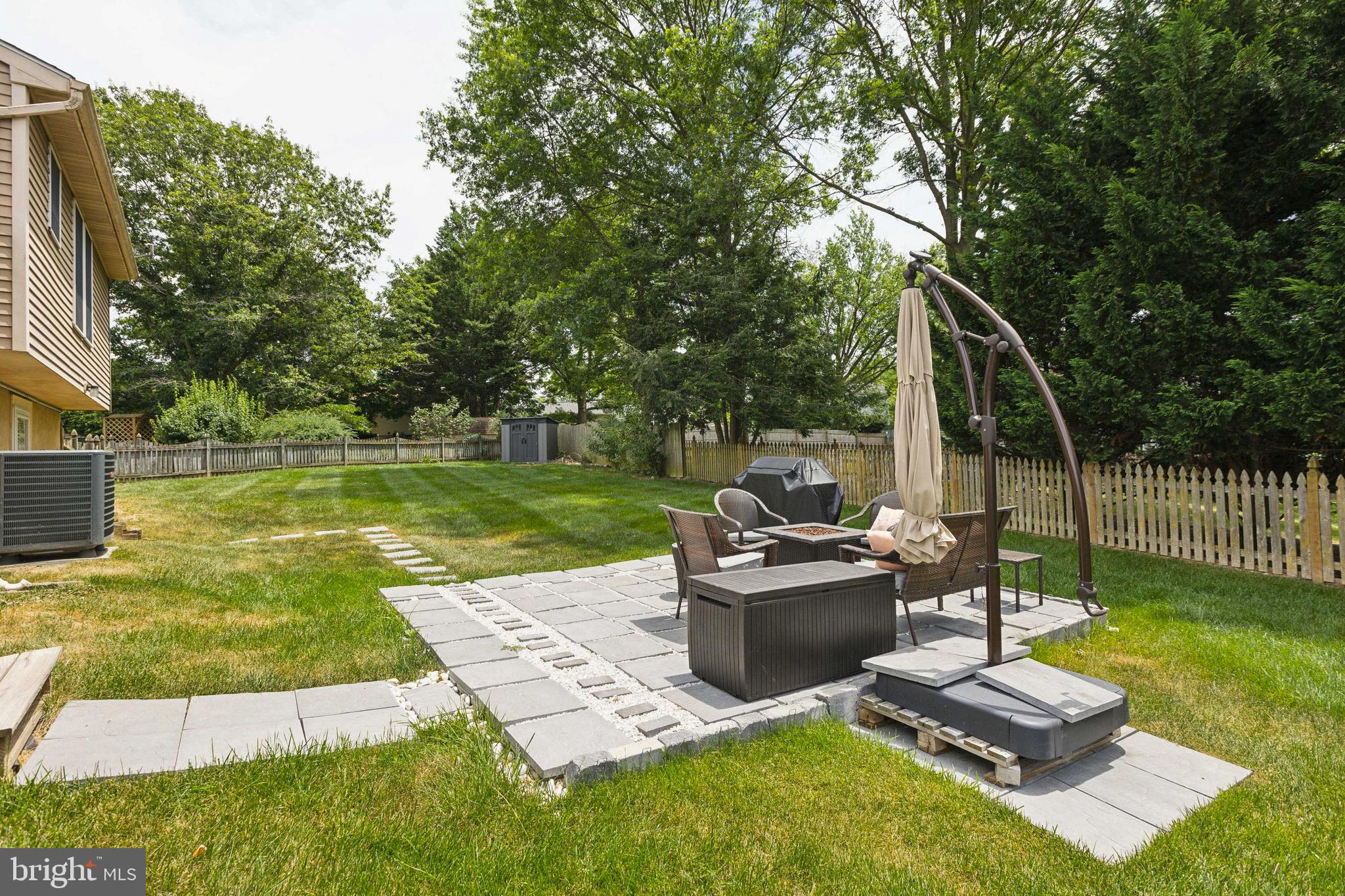 GLADE MANOR - Residential