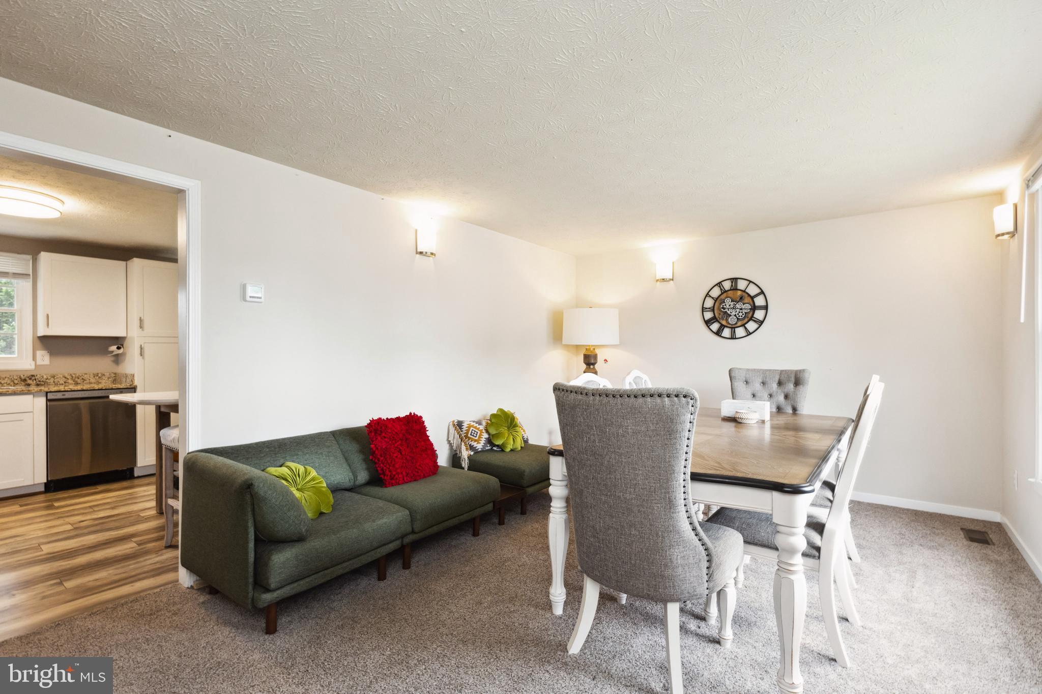 GLADE MANOR - Residential