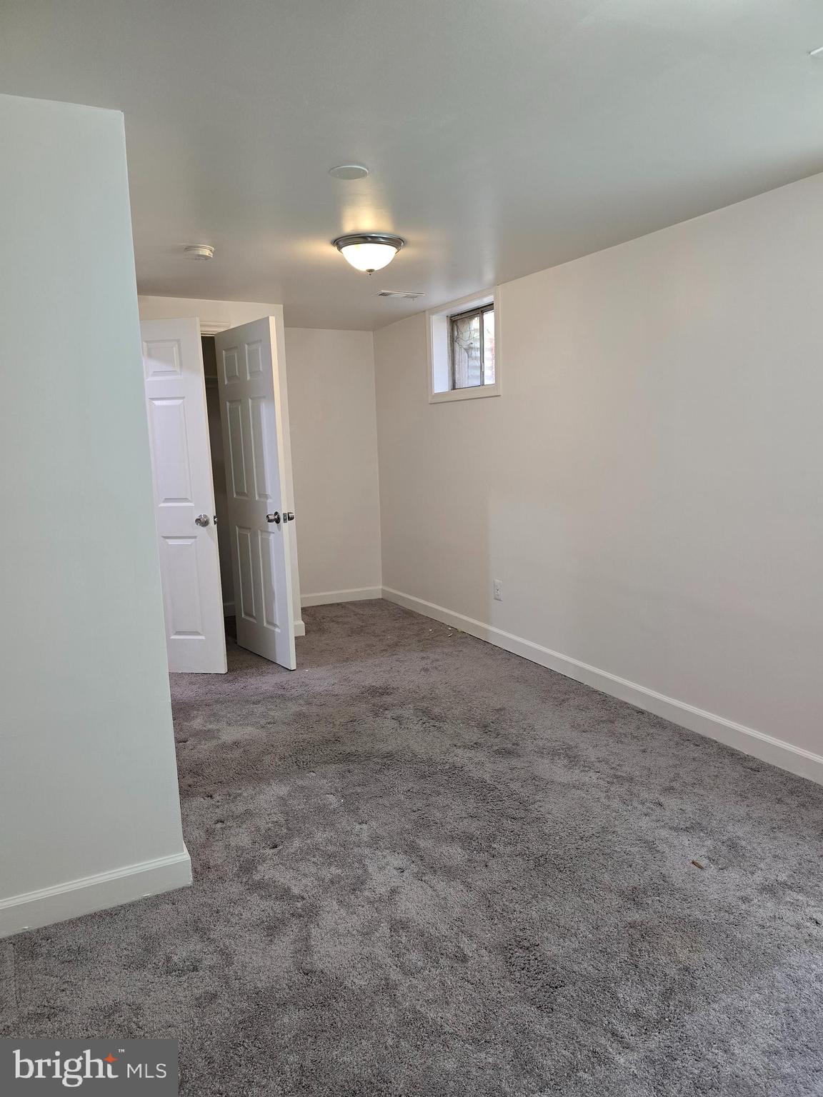 ROLLING ACRES - Residential Lease