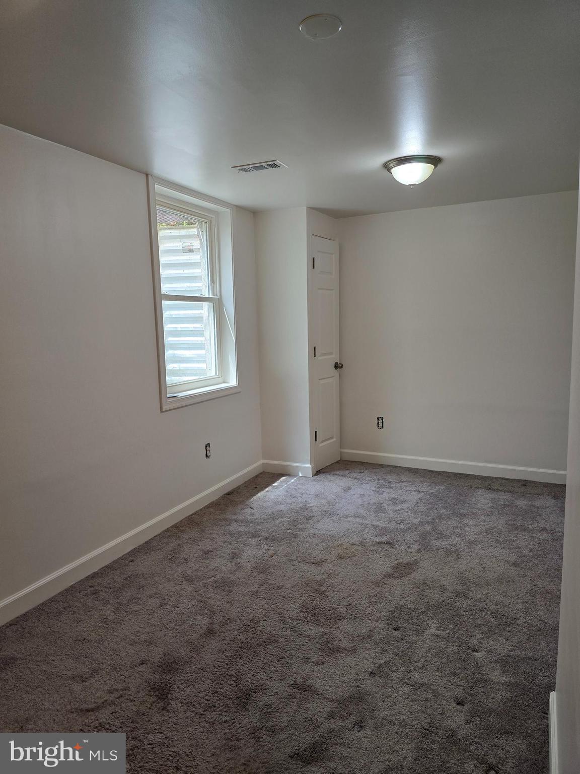 ROLLING ACRES - Residential Lease