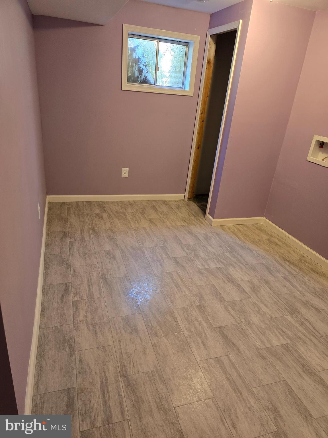 ROLLING ACRES - Residential Lease